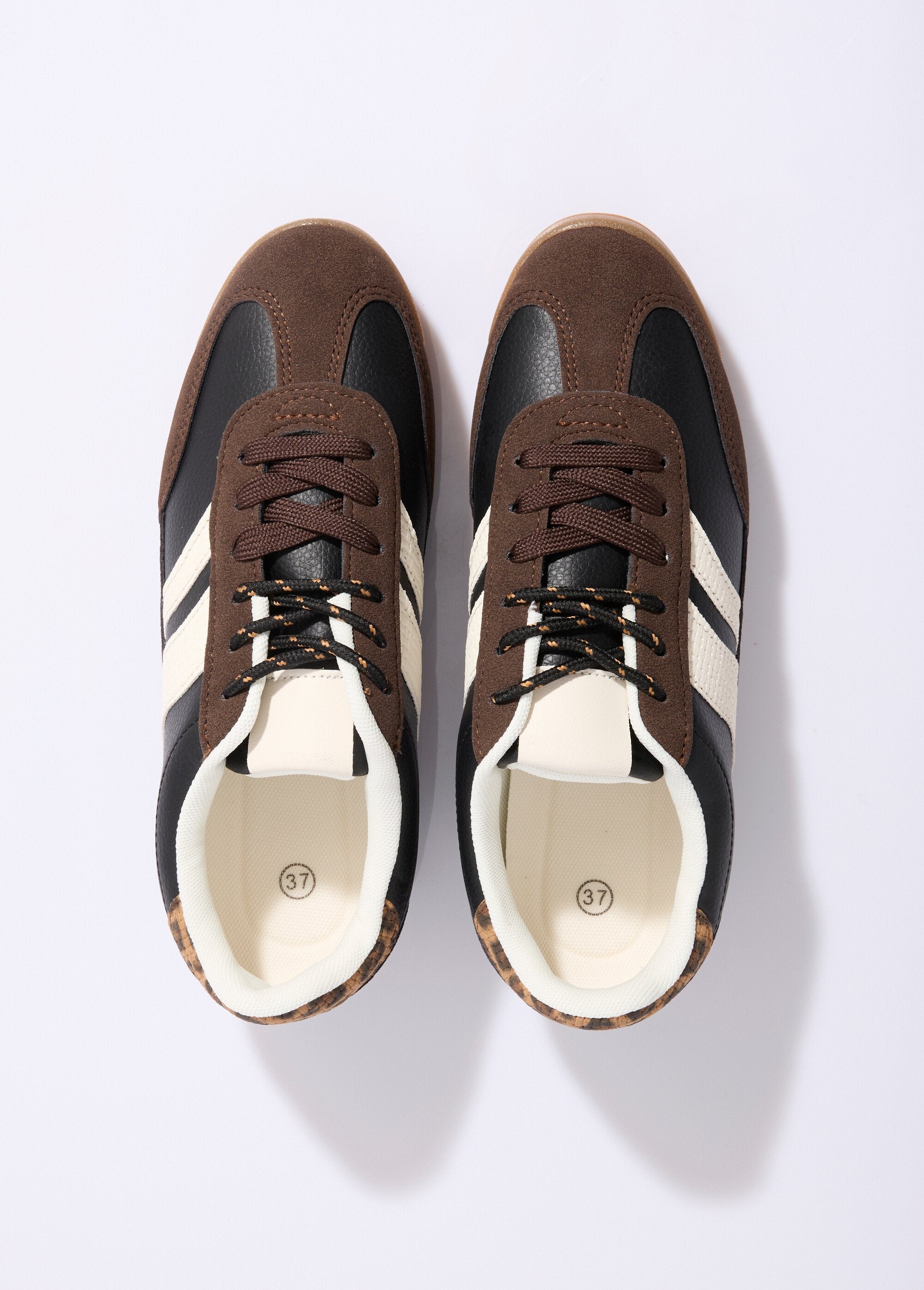 Zapatillas_multimaterial_+_2_pares_de_cordones_Negro_OV1_slim