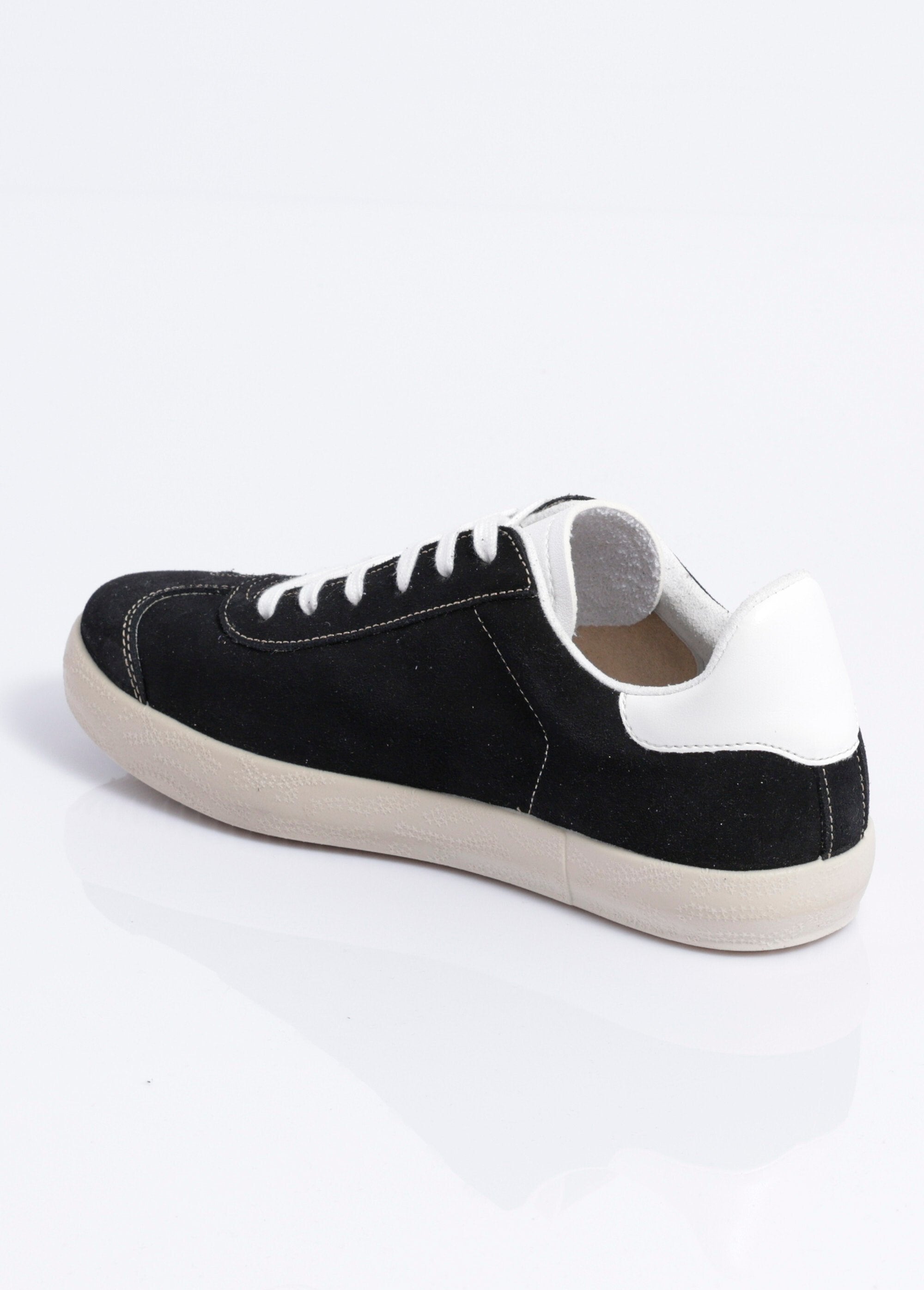 Zapatillas_de_cuña_de_piel_lisa_con_cordones_Negro_DO1_slim