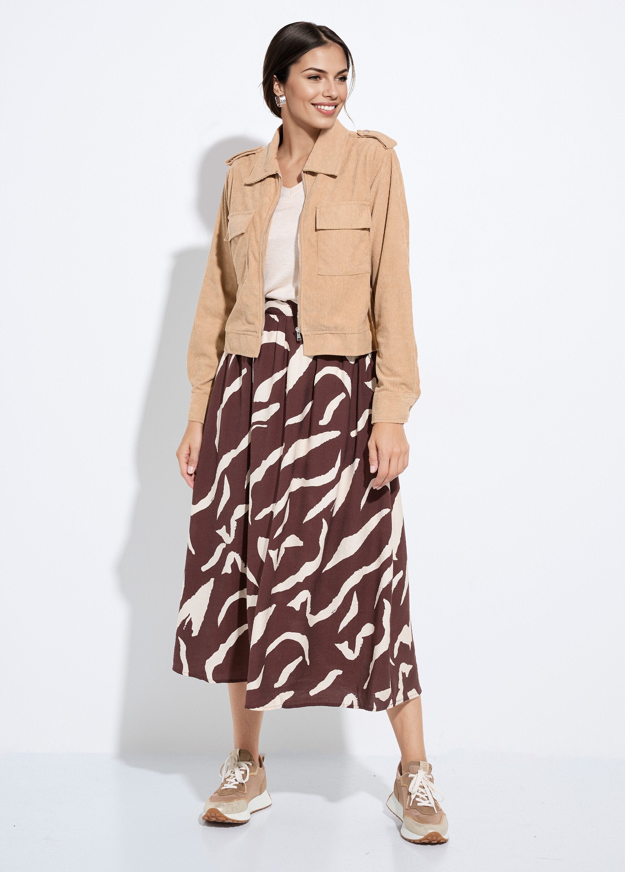 Chaqueta_corta_con_cremallera_en_terciopelo_acanalado_grueso_Beige_SF1_slim