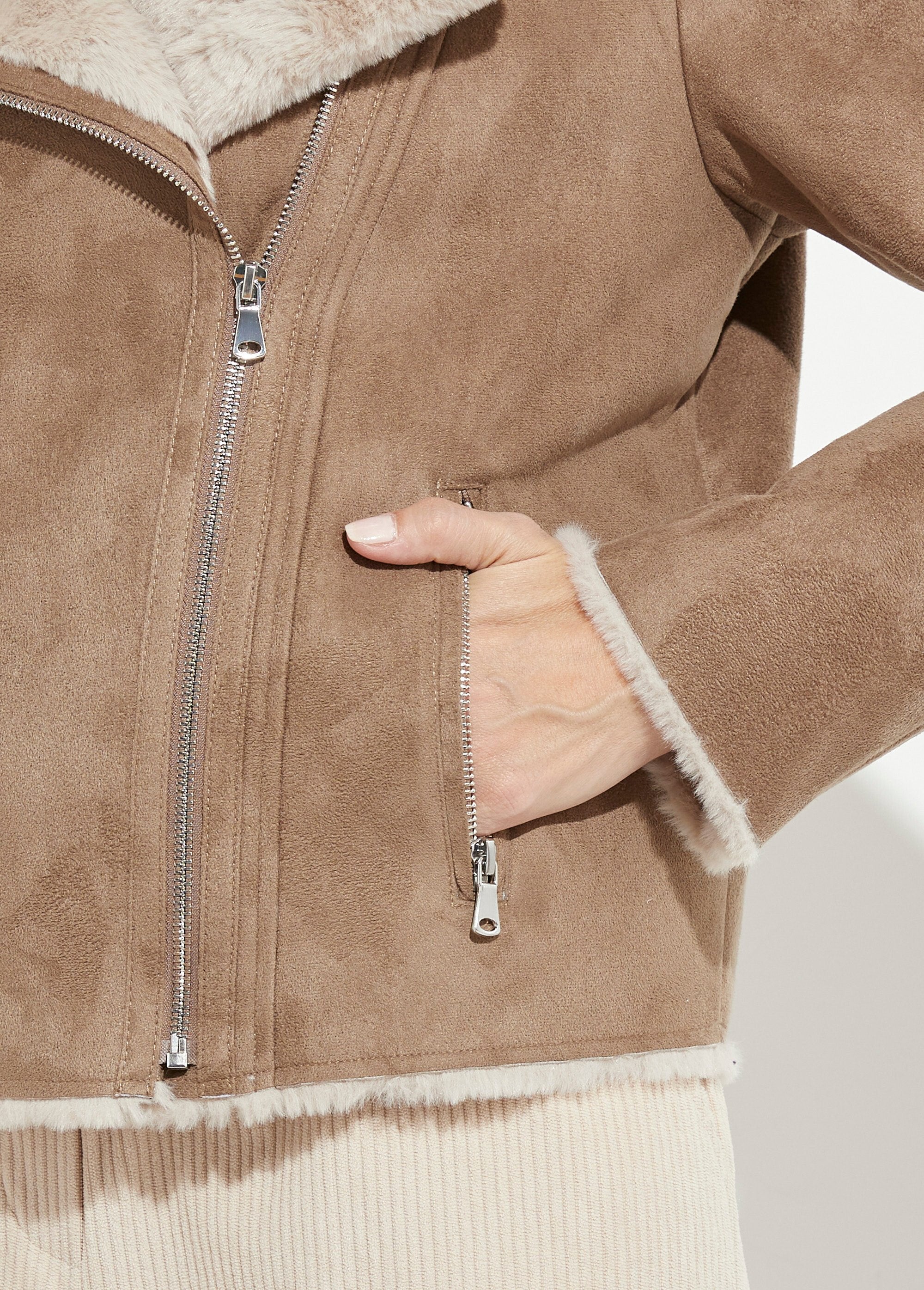 Chaqueta_con_cremallera_estilo_piel_de_oveja_Lunar_DE3_slim