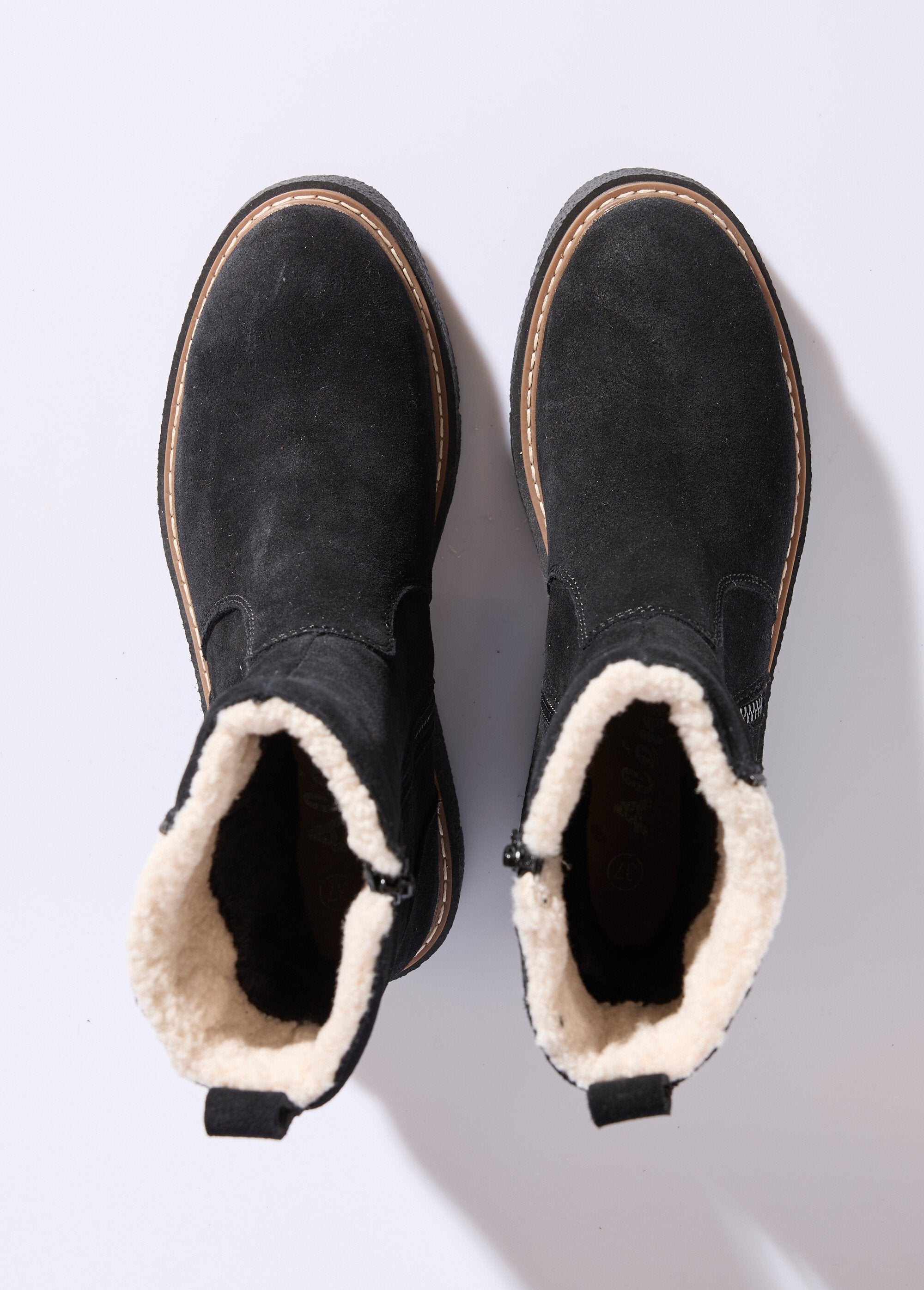 Botas_altas_de_piel_con_detalles_de_pelo_Negro_OV1_slim