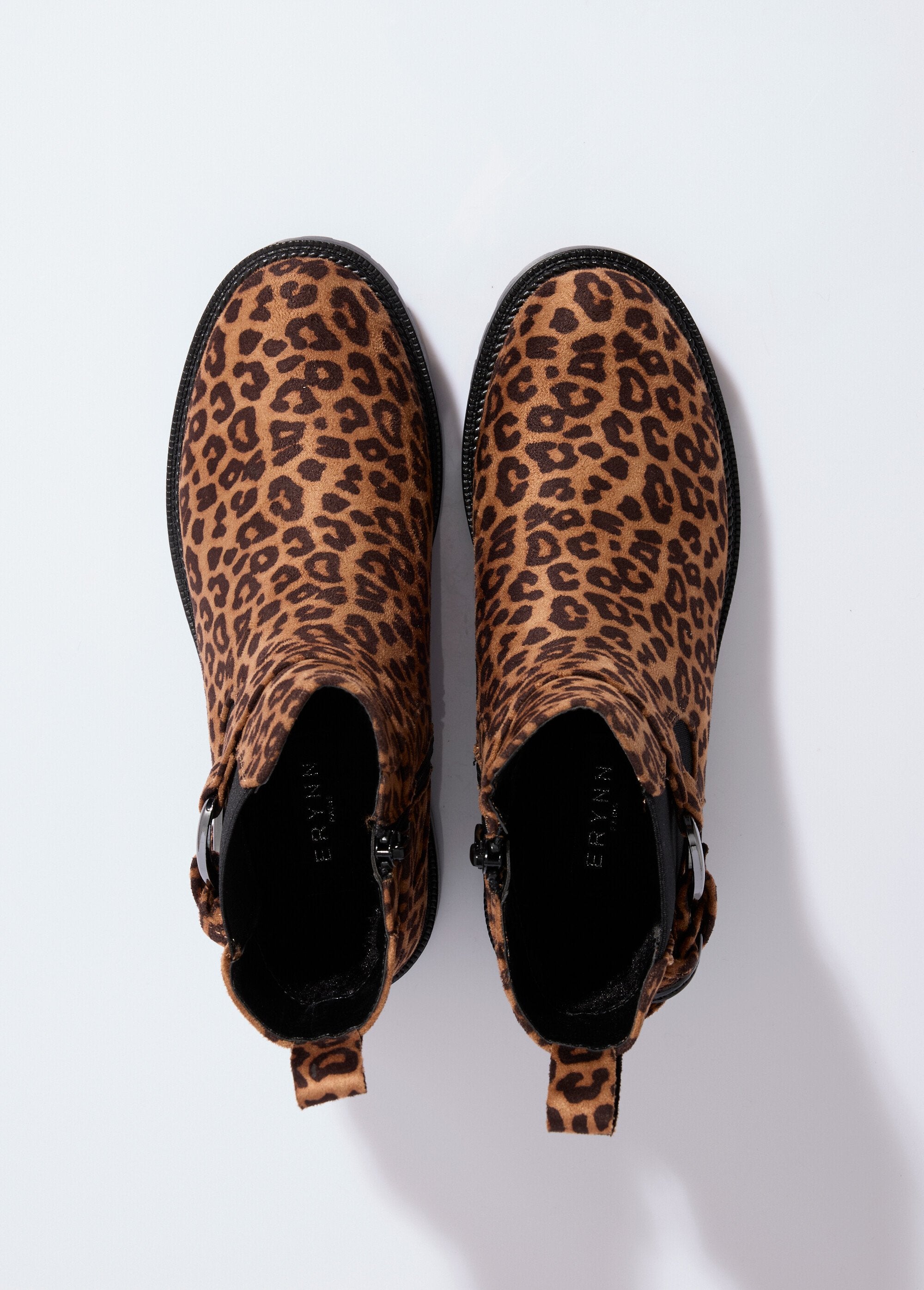 Botas_planas_de_ante_con_estampado_de_leopardo_Leopardo_OV1_slim
