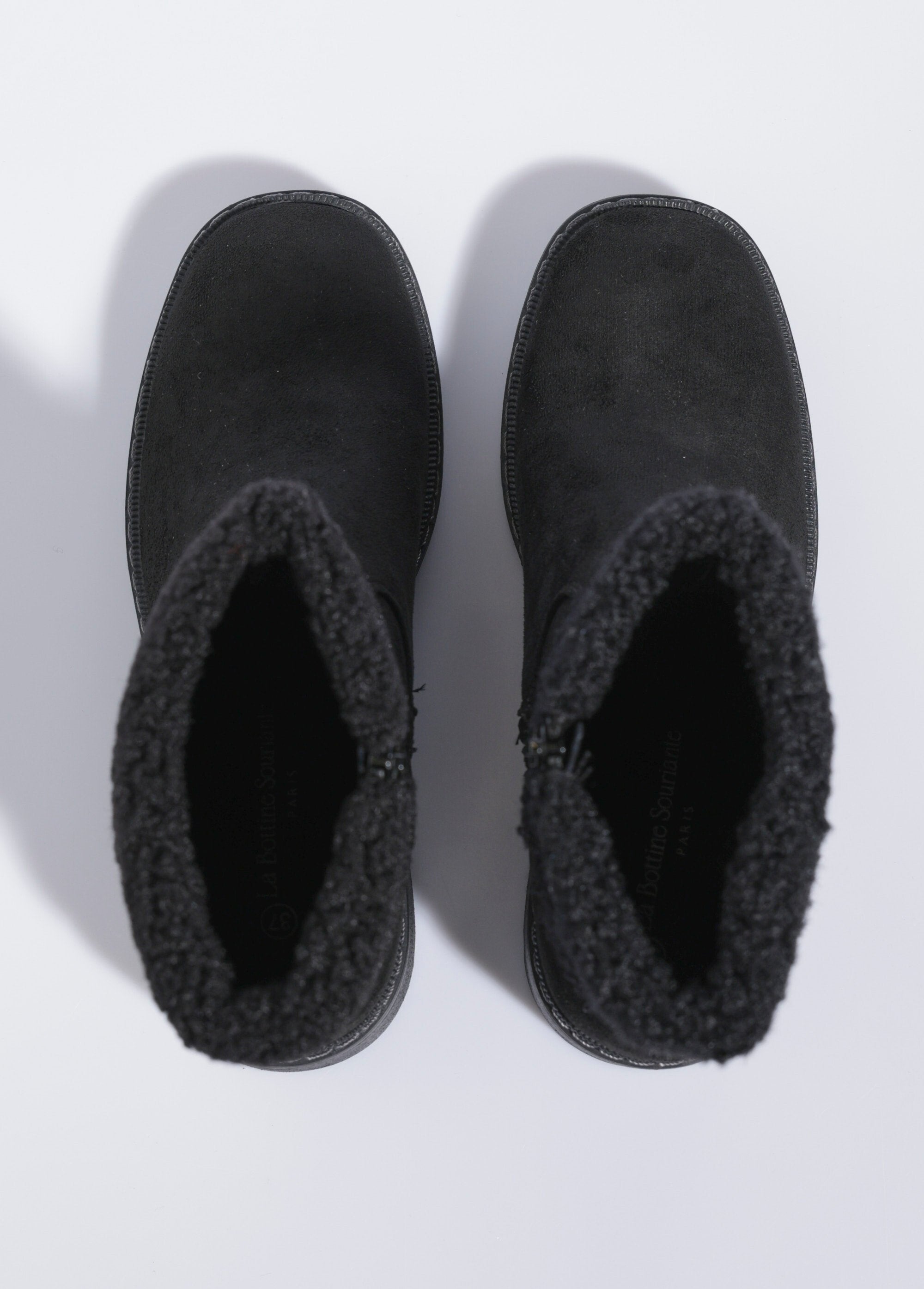 Botas_de_ante_con_tacones_y_puños_de_piel_Negro_OV1_slim