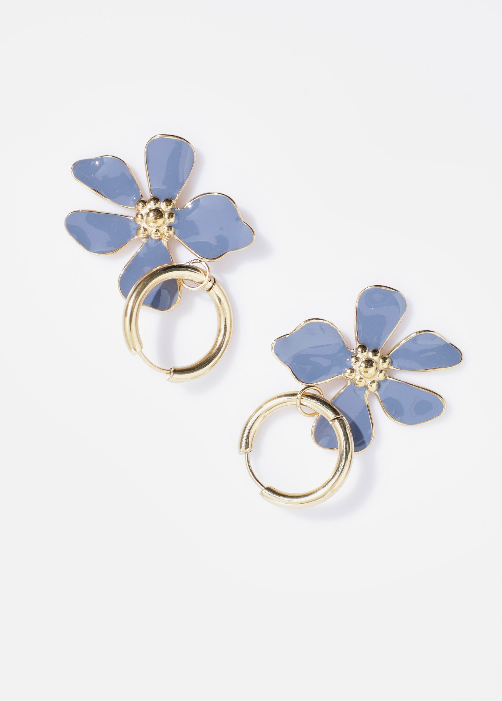 Pendientes_de_acero_inoxidable_con_motivo_de_flor_azul_Oro_y_azul_FA2_slim