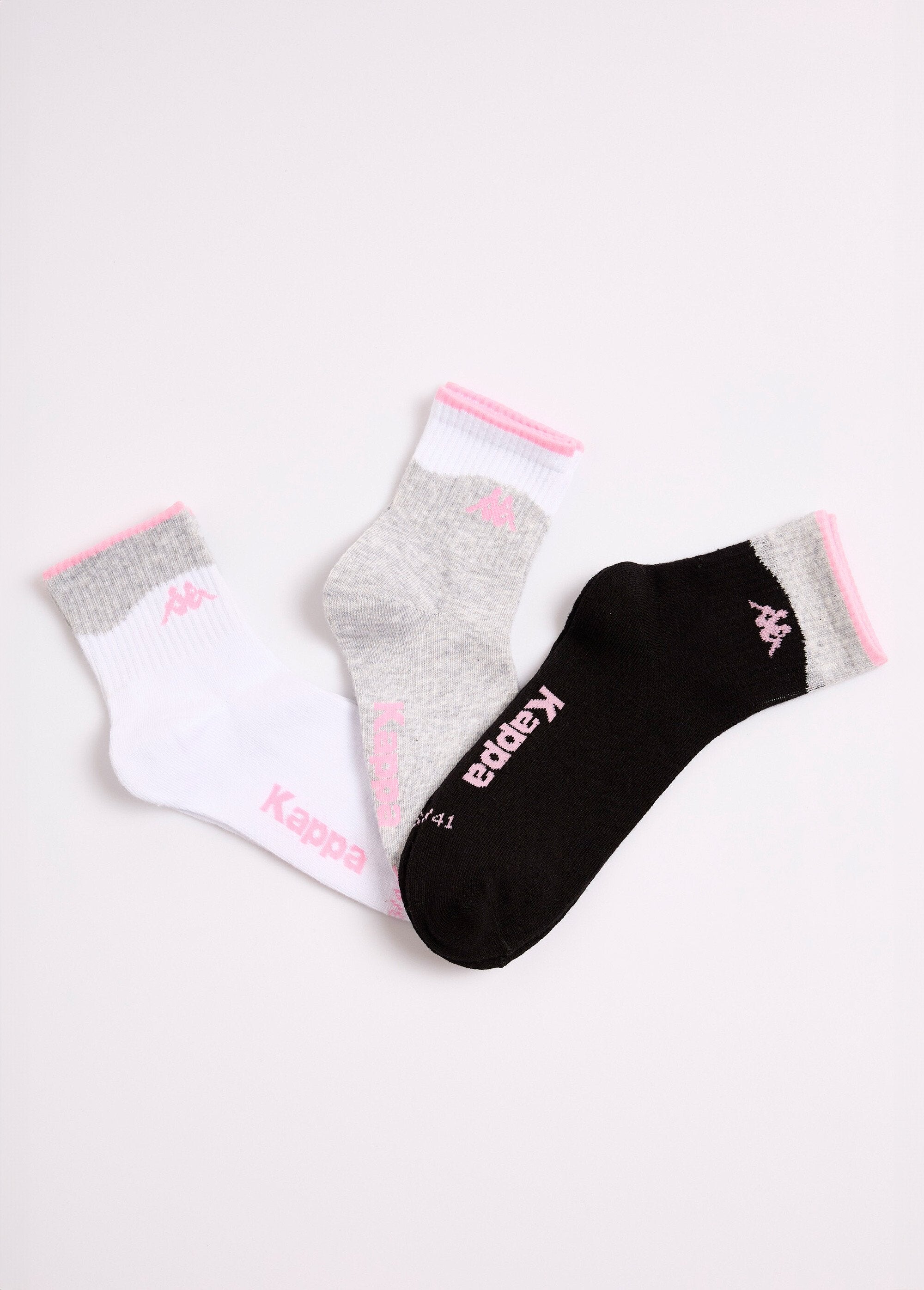 Calcetines_deportivos_elegantes_y_acanalados_Gris_surtido_FA1_slim