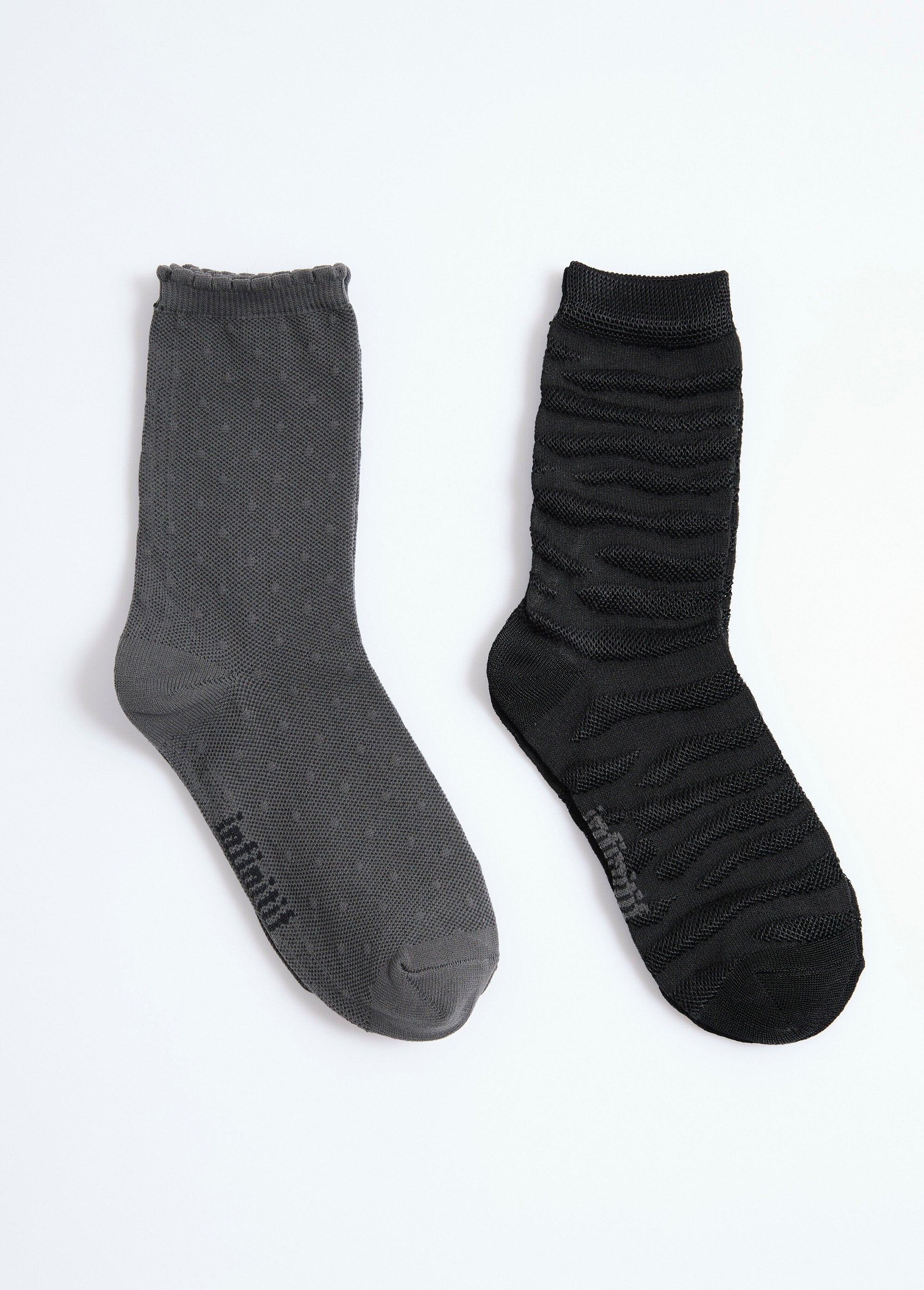 Calcetines_finos_con_estampados_variados_Negro_y_gris_DE1_slim