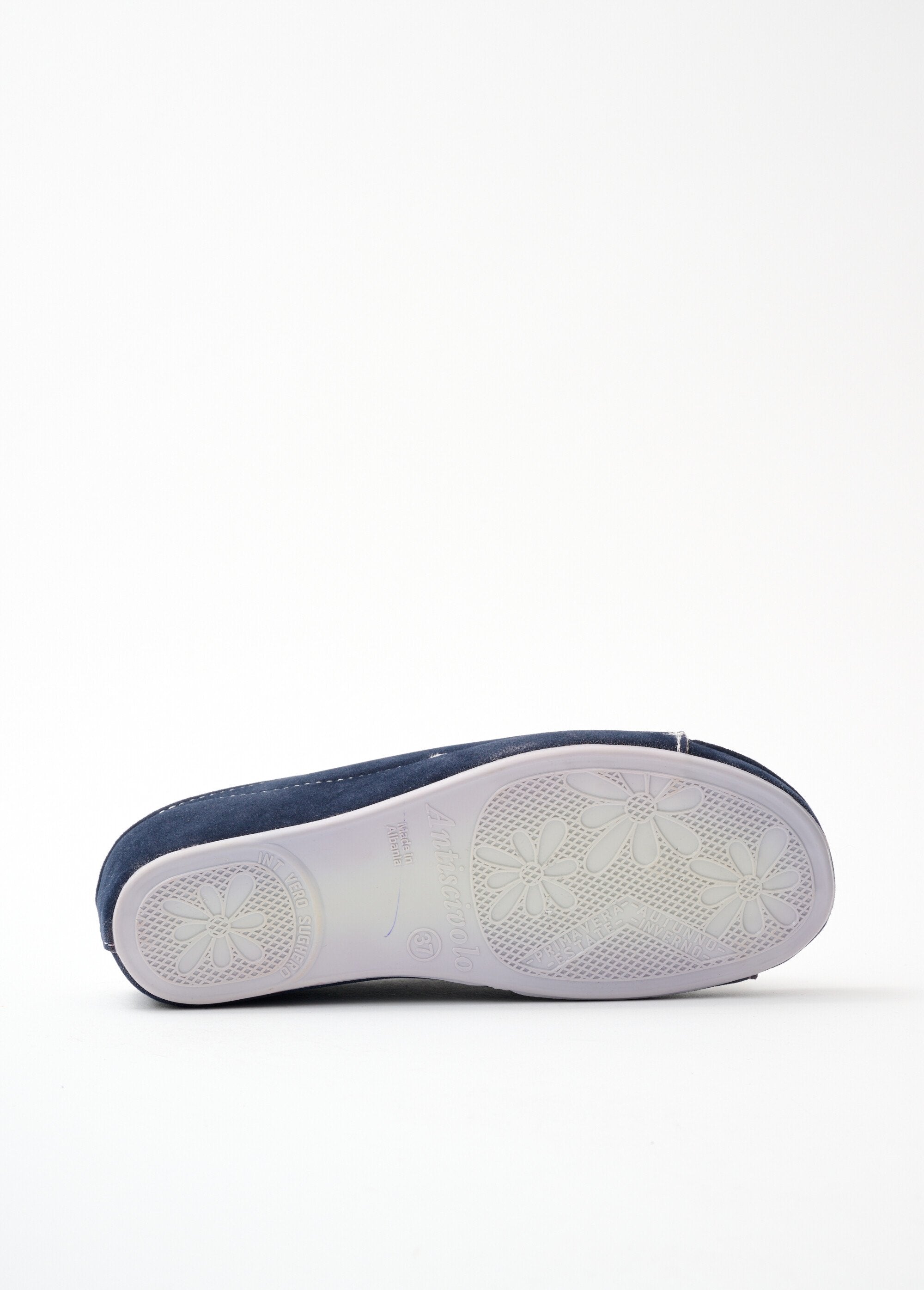 Mules_anchos_y_cómodos_con_hebillas_Marina_UN1_slim