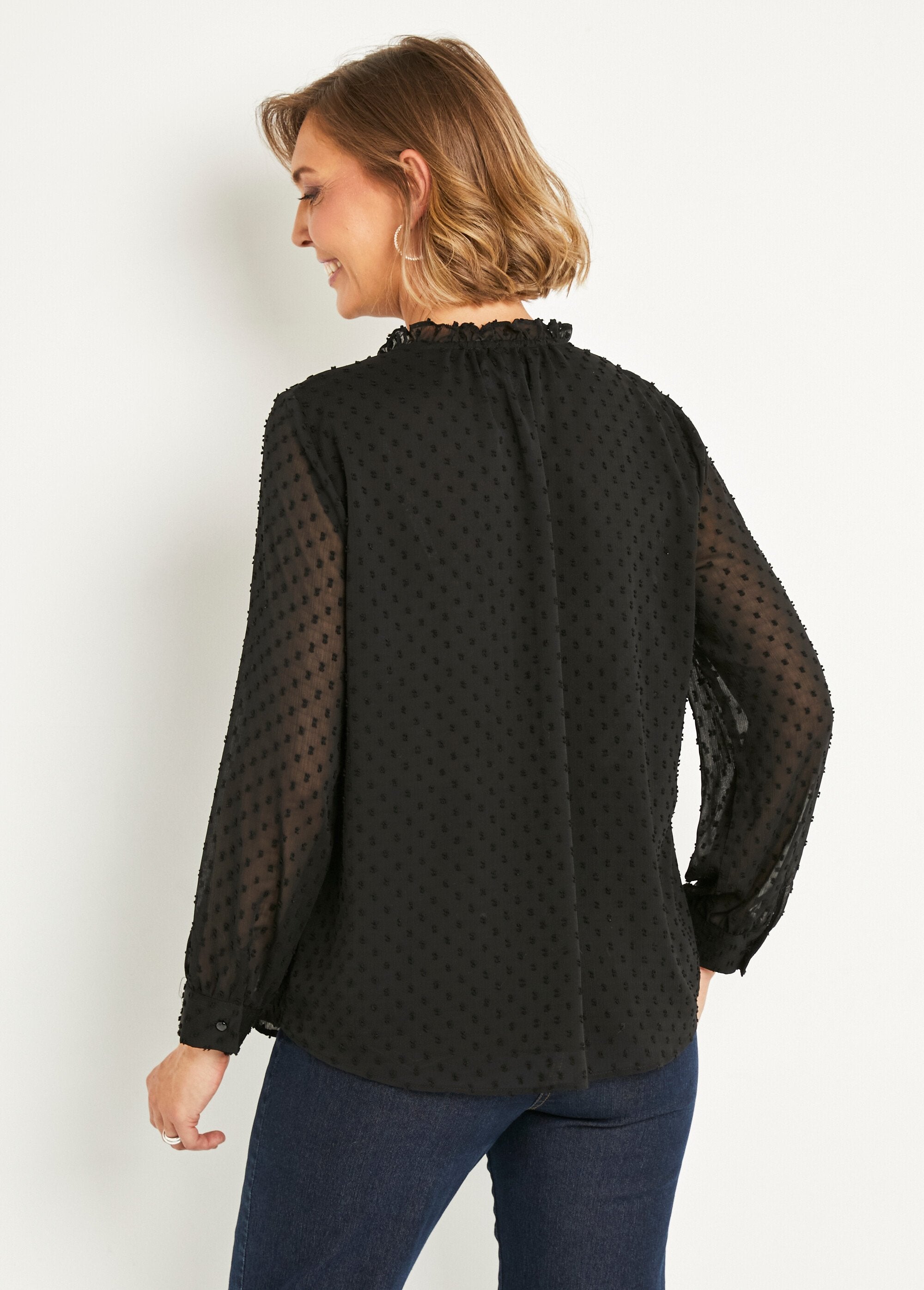 Blusa_lisa_de_voile_plumetis_abotonada_Negro_DO1_slim