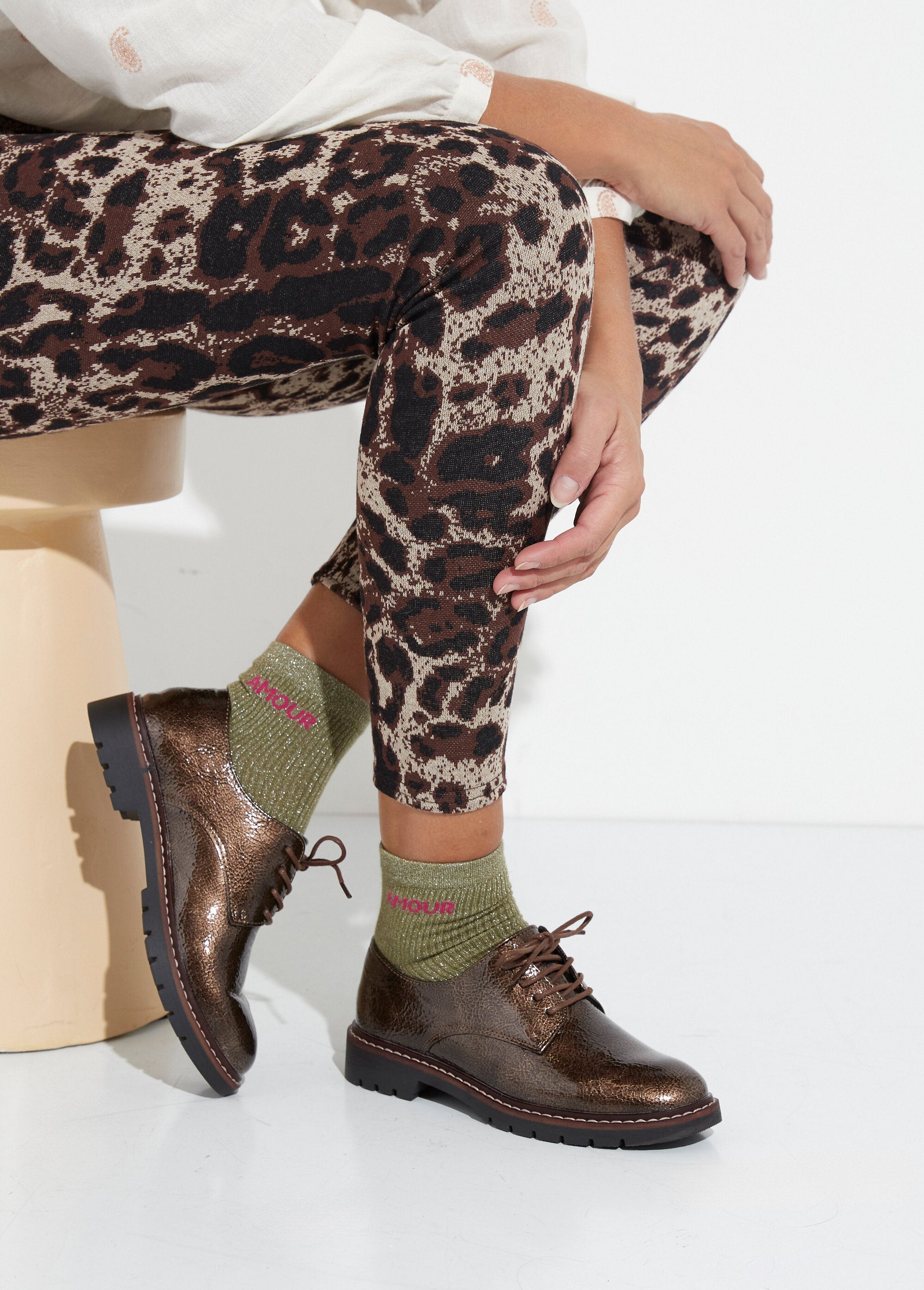 Derbys_de_charol_con_cordones_de_moda_Bronce_SF1_slim