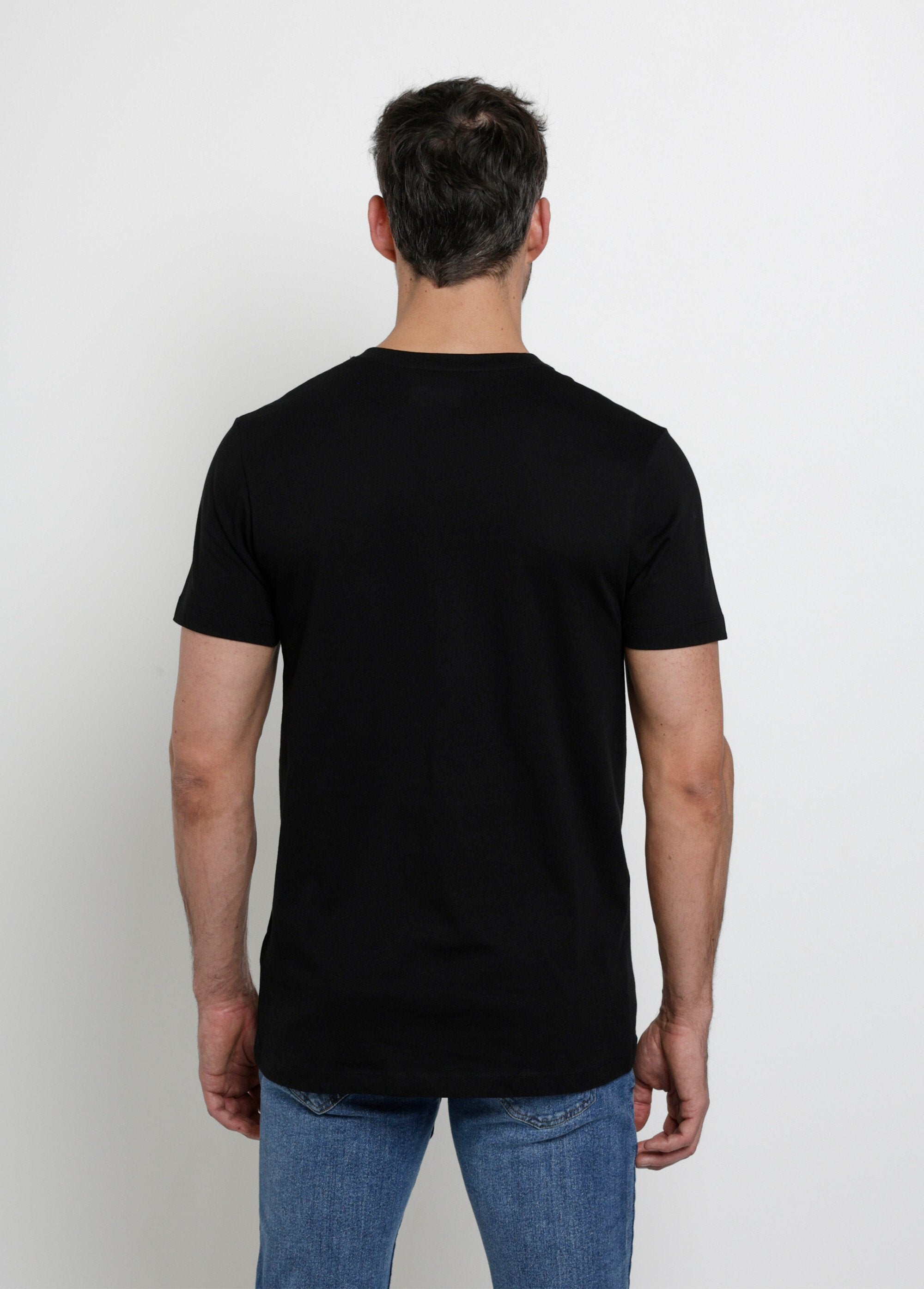 Camiseta_de_manga_corta_con_cuello_en_V_a_juego_Negro_DO1_slim