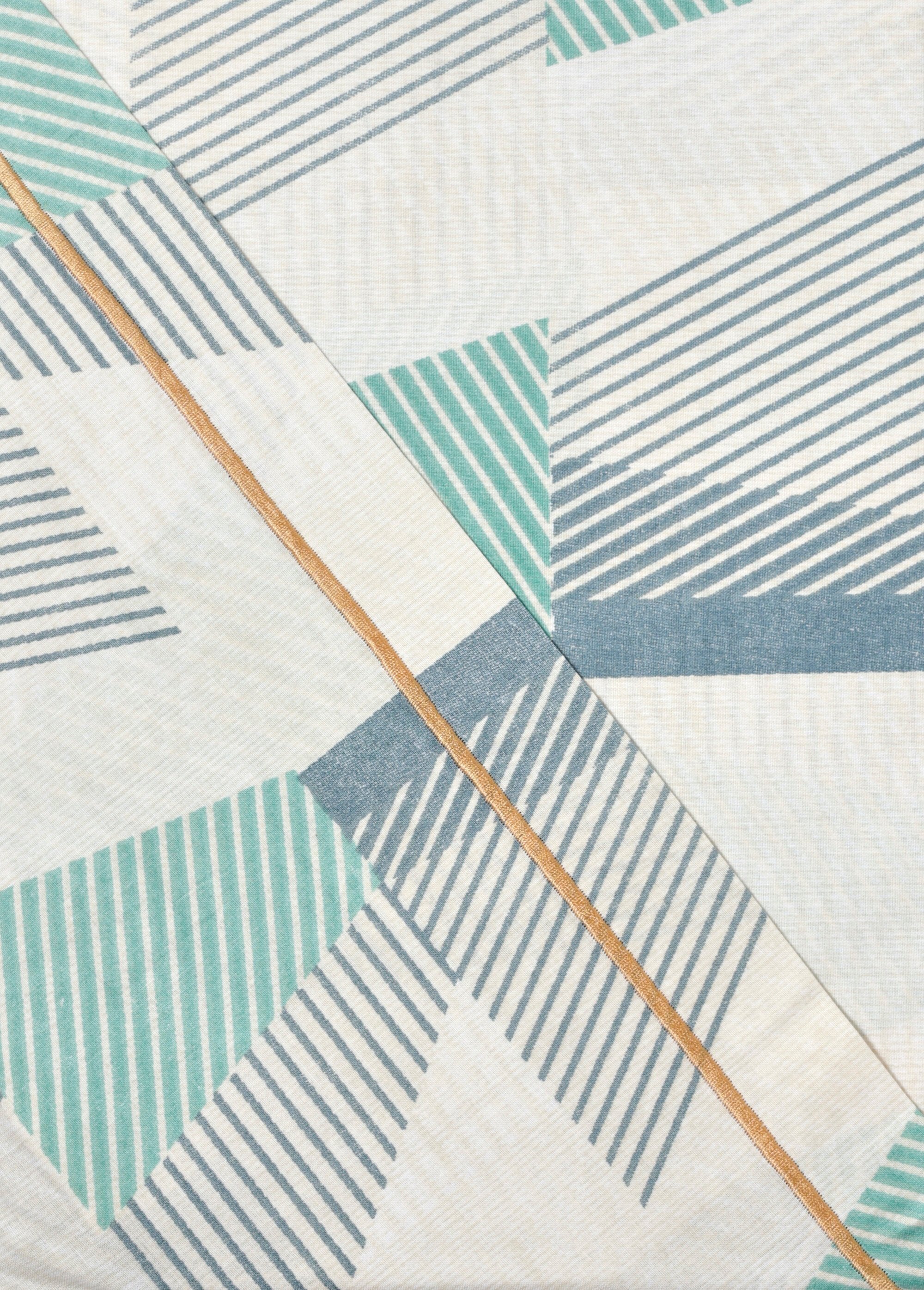 Juego_de_cama_de_3_piezas_con_funda_nórdica,_cuatro_colores_Plano_DO1_slim