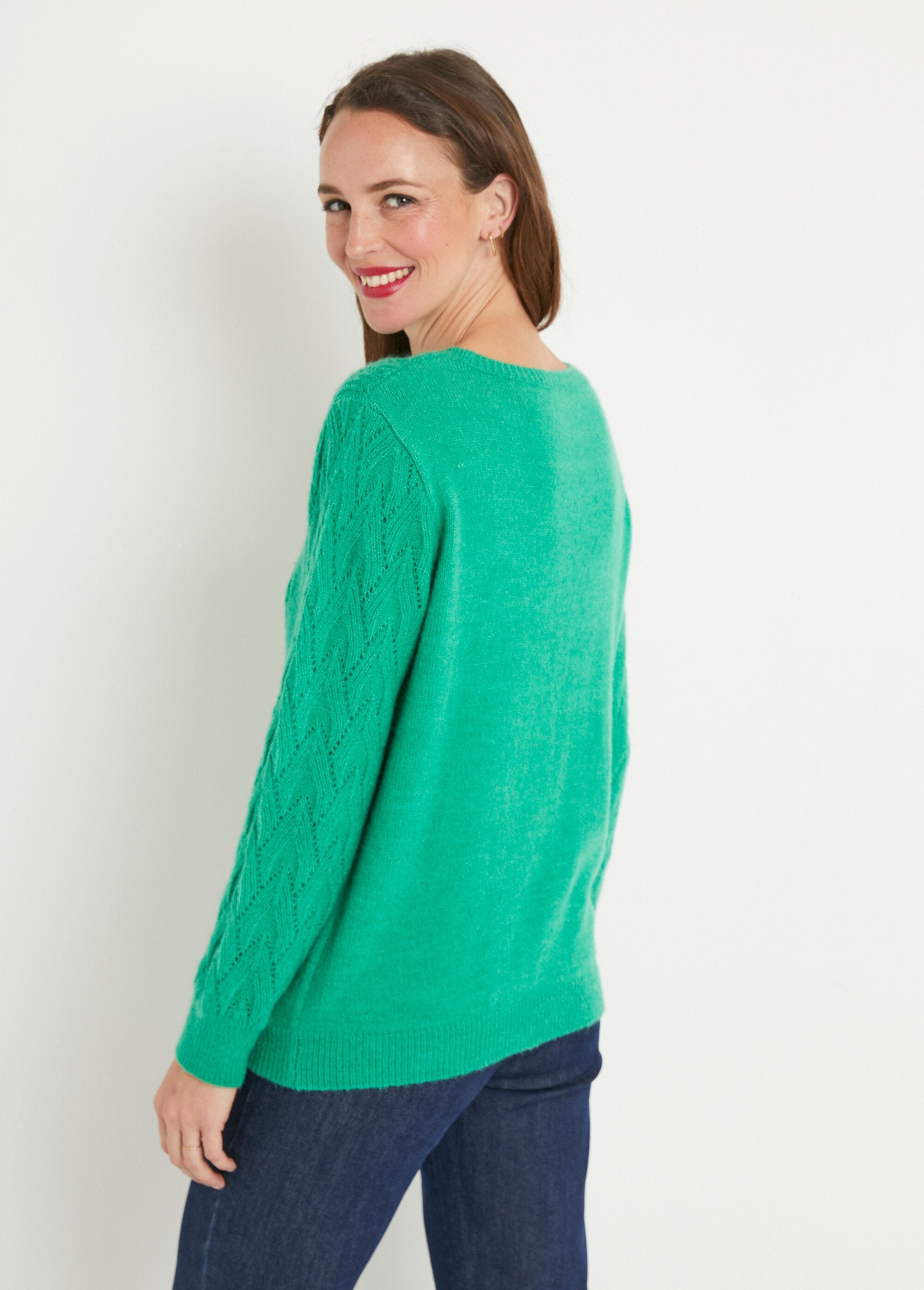 Suave_jersey_liso_de_cuello_redondo_en_punto_fantasía_menta_DO1_slim