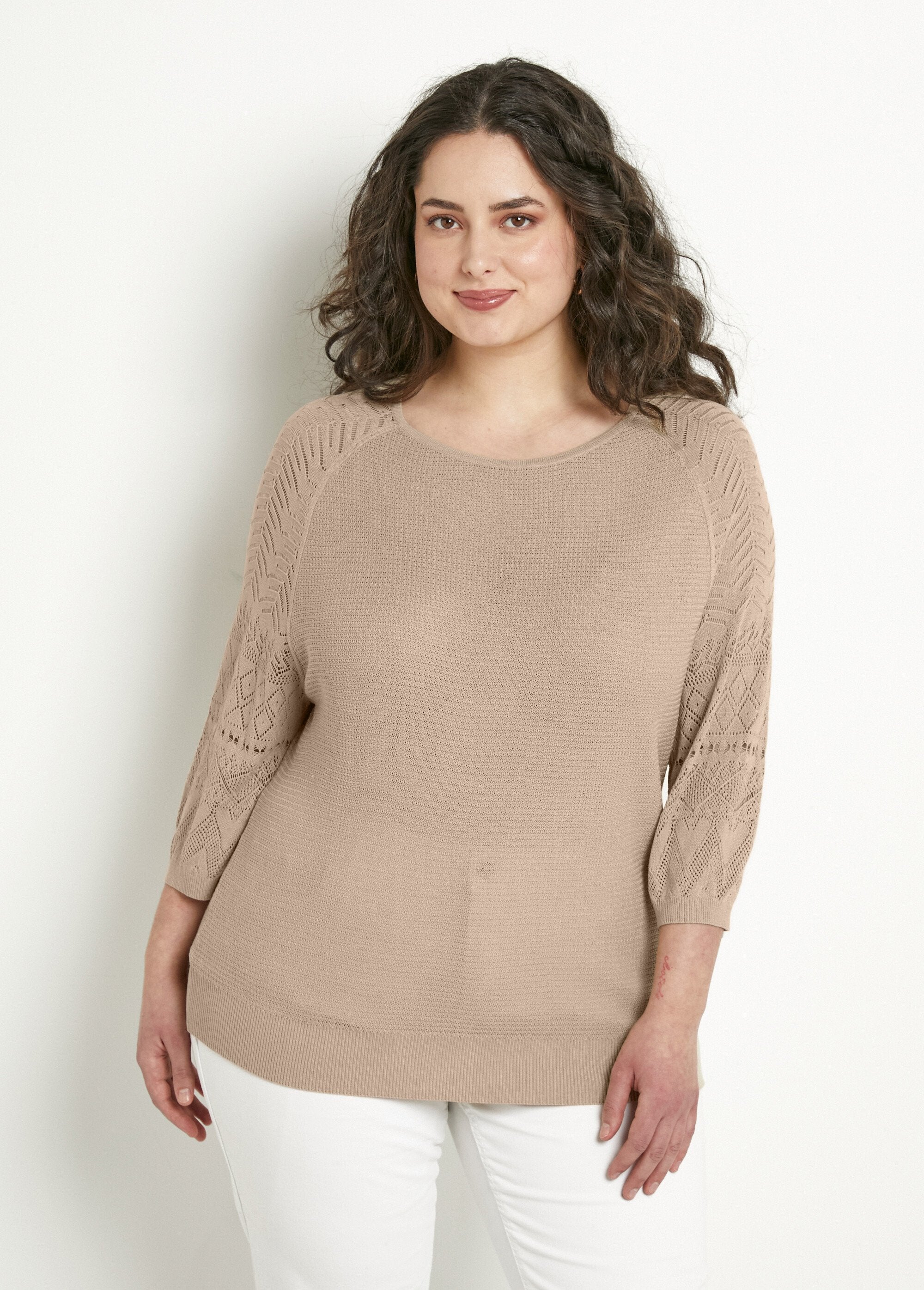 Jersey_ligero_con_manga_raglán_3/4_y_cuello_redondo_Beige_FA1_curvy