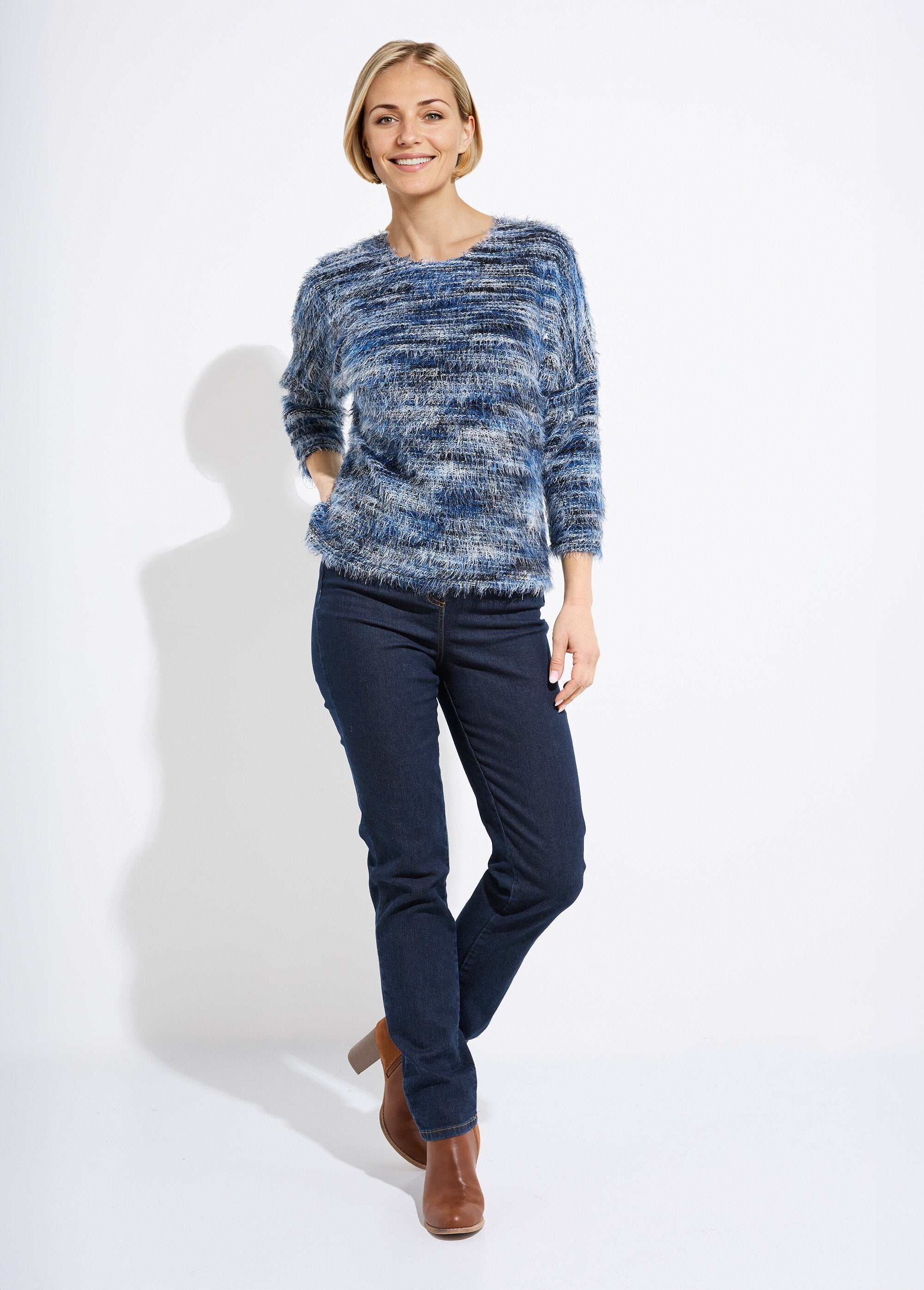 Pull_maille_poilue_manches_chauve-souris_Bleu_SF1_slim