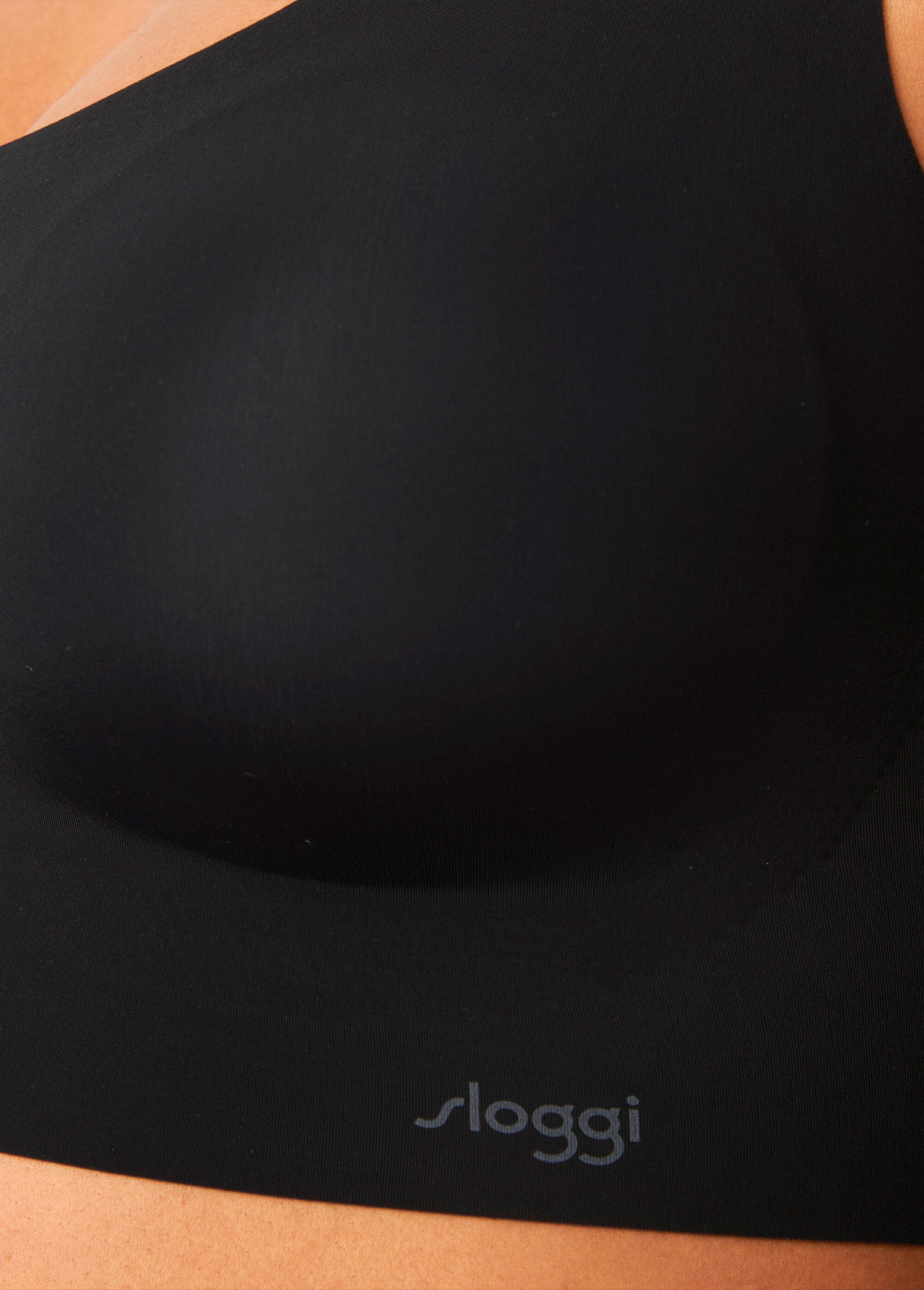 Sujetador_Zero_Feel_Negro_DE1_curvy