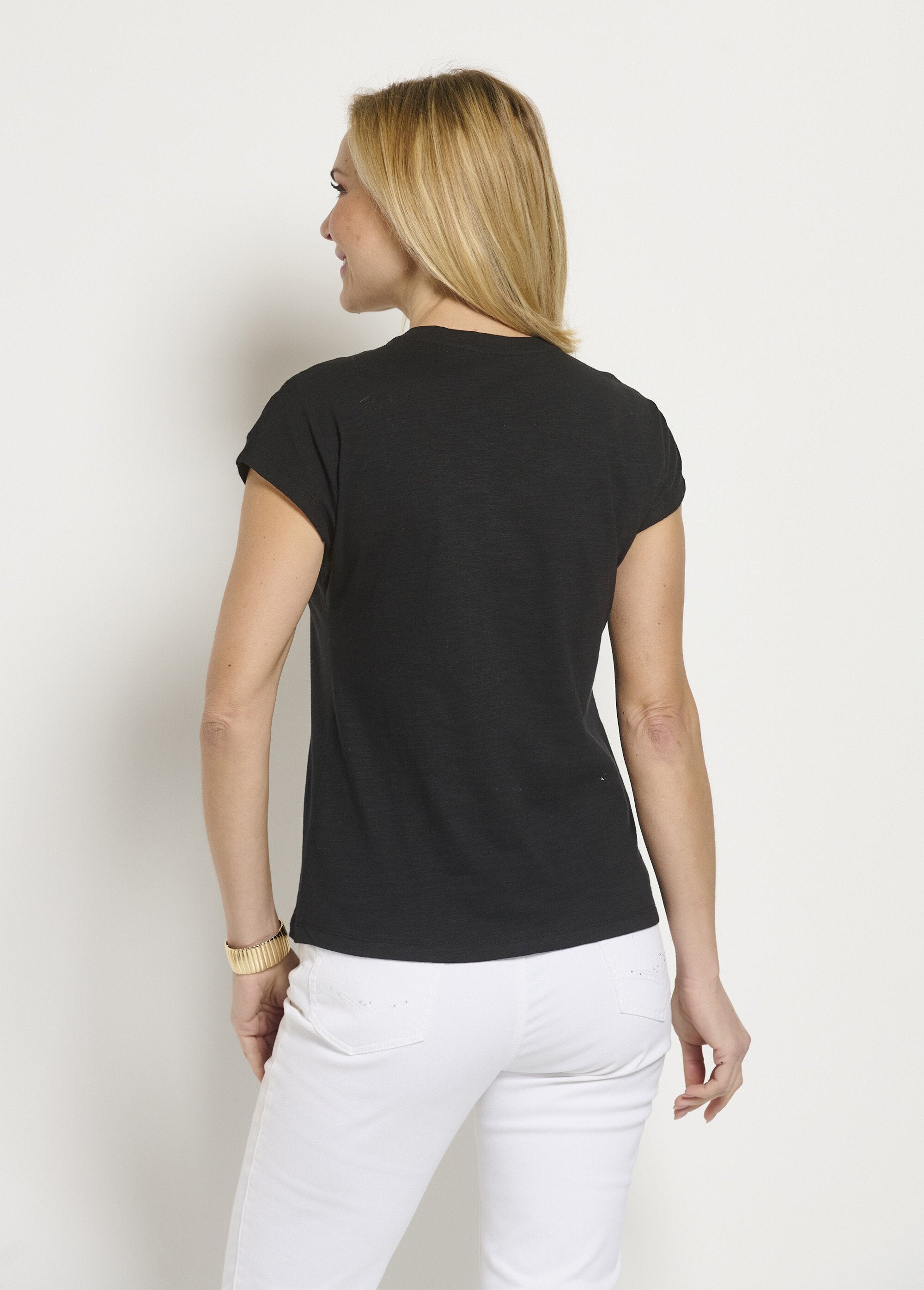 Camiseta_corta_lisa_punto_flameado_tachuelas_Negro_DO1_slim