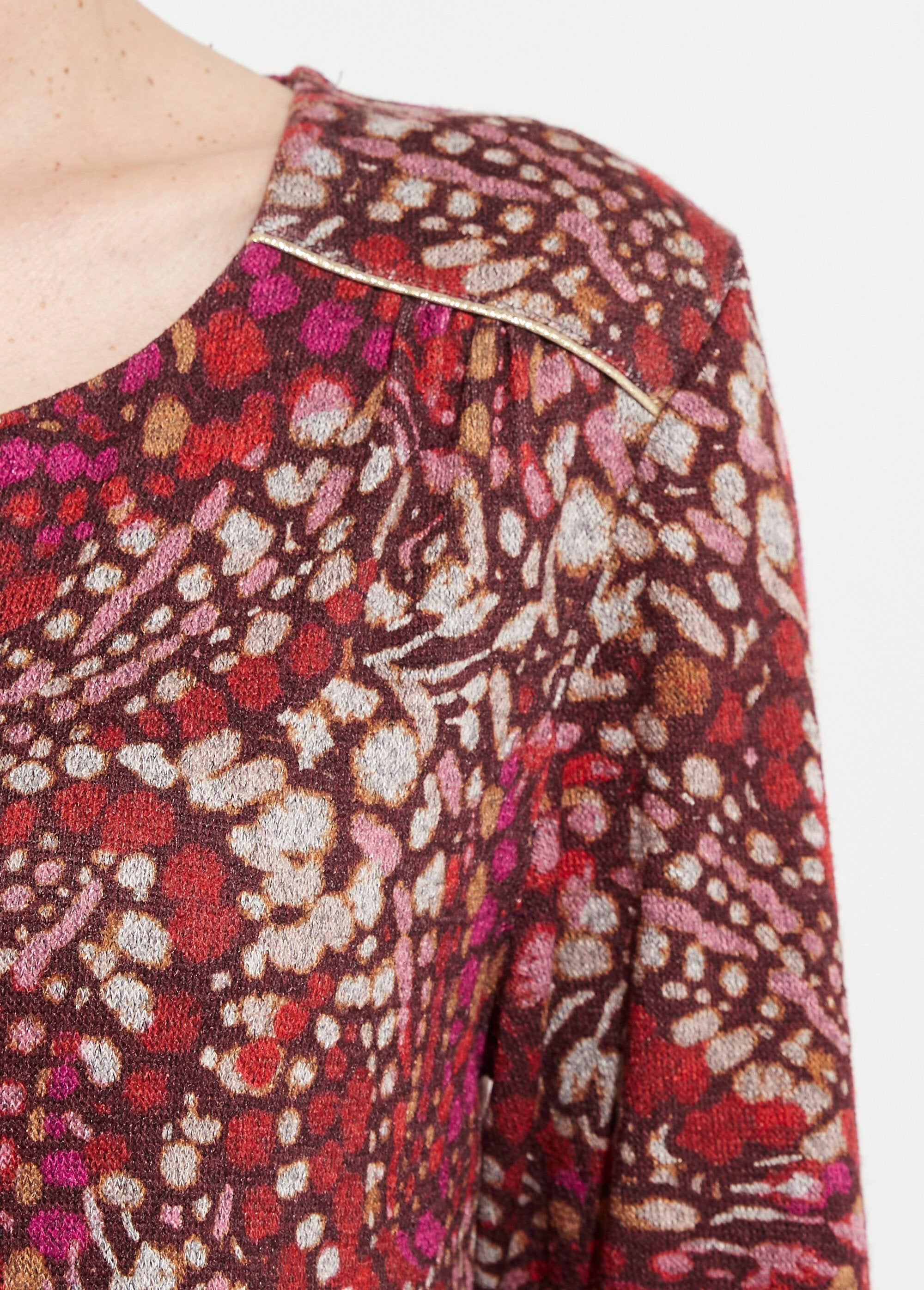 Camiseta_larga_acampanada_con_mangas_3/4_y_estampado_tachas_Burdeos_y_rosa_DE2_slim