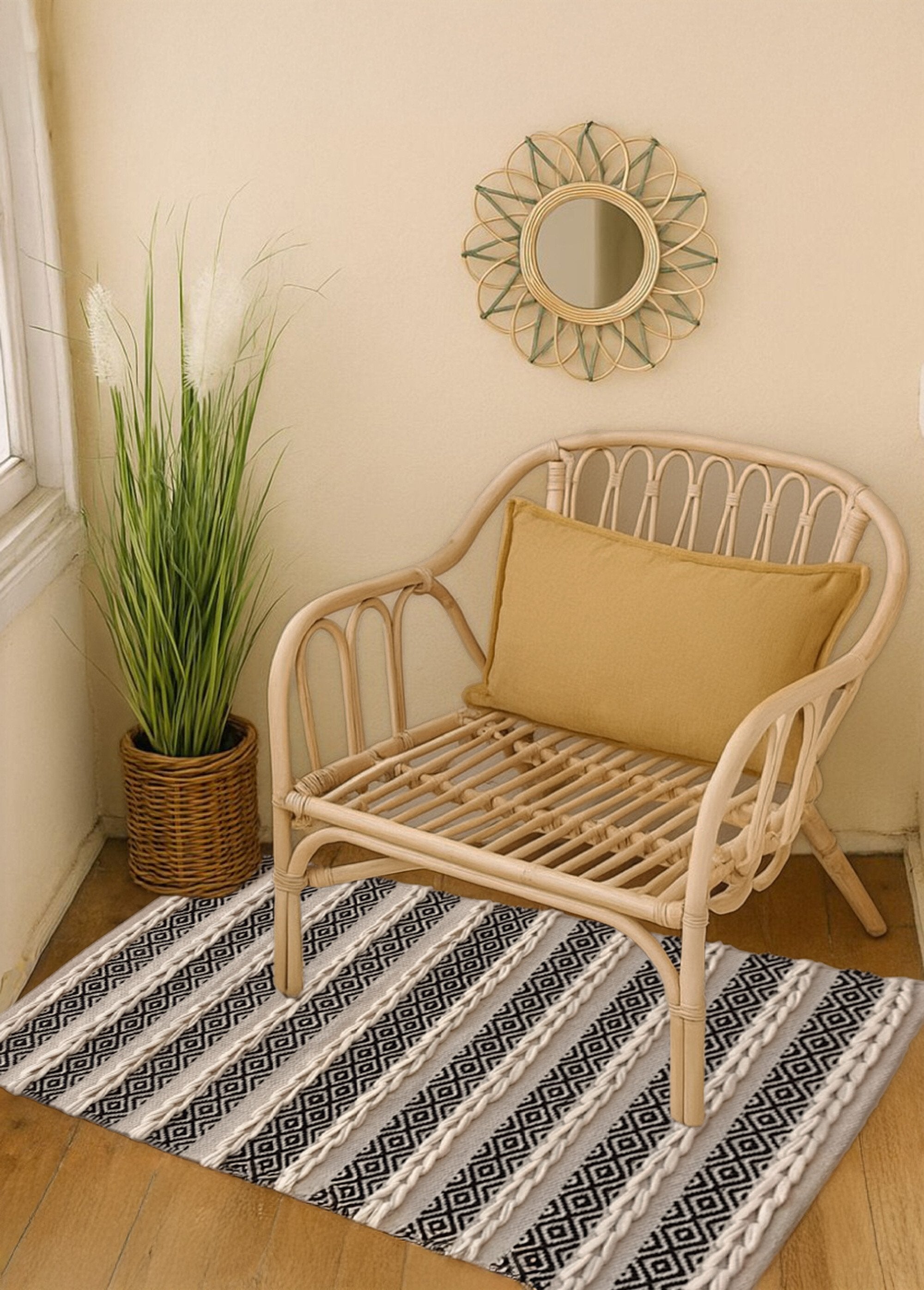 Alfombra_étnica_de_rayas,_110x60cm_En_blanco_y_negro_SF1_slim