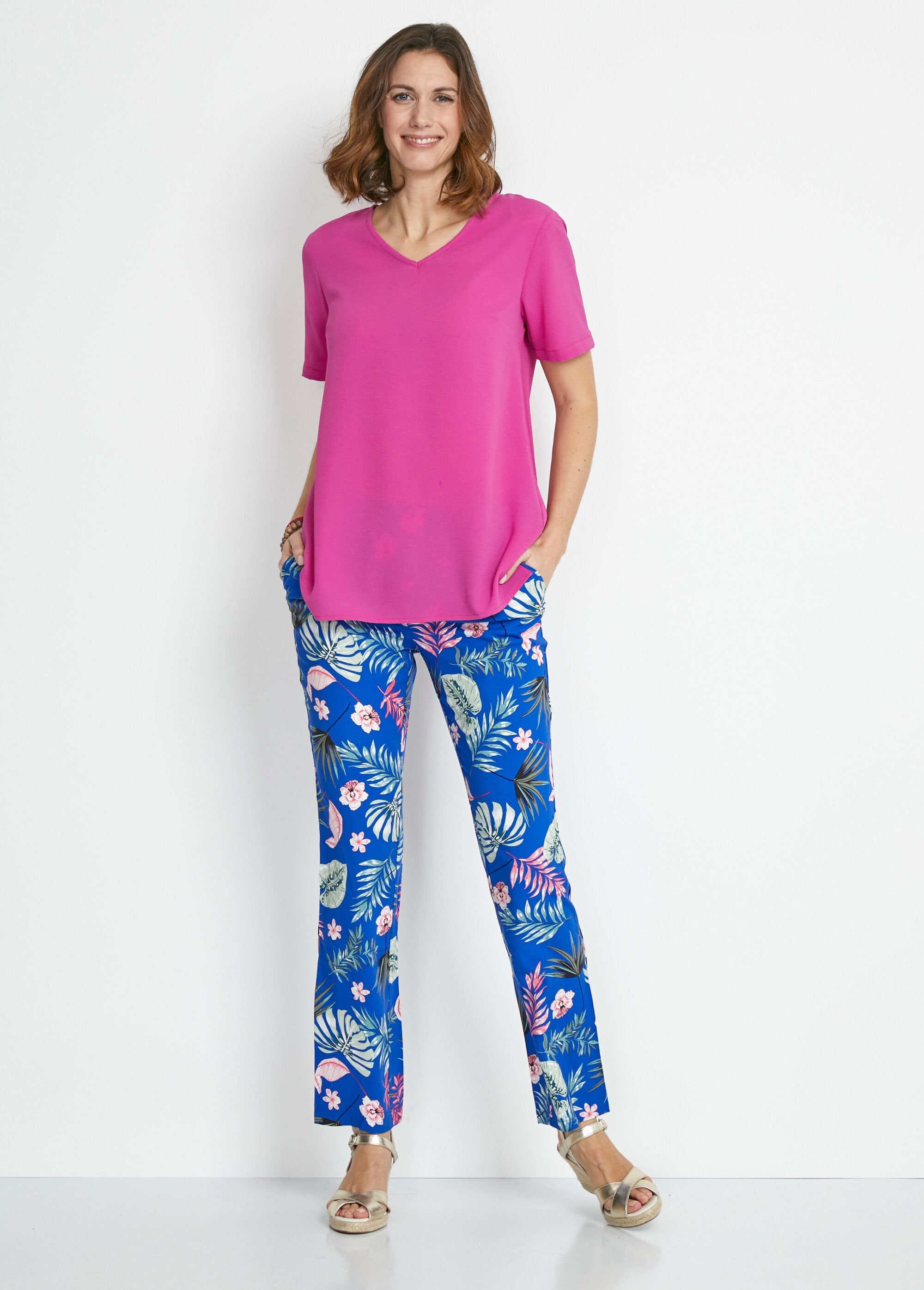 Túnica_holgada_de_largo_medio_en_tejido_de_crepé_fucsia_liso_SF1_slim