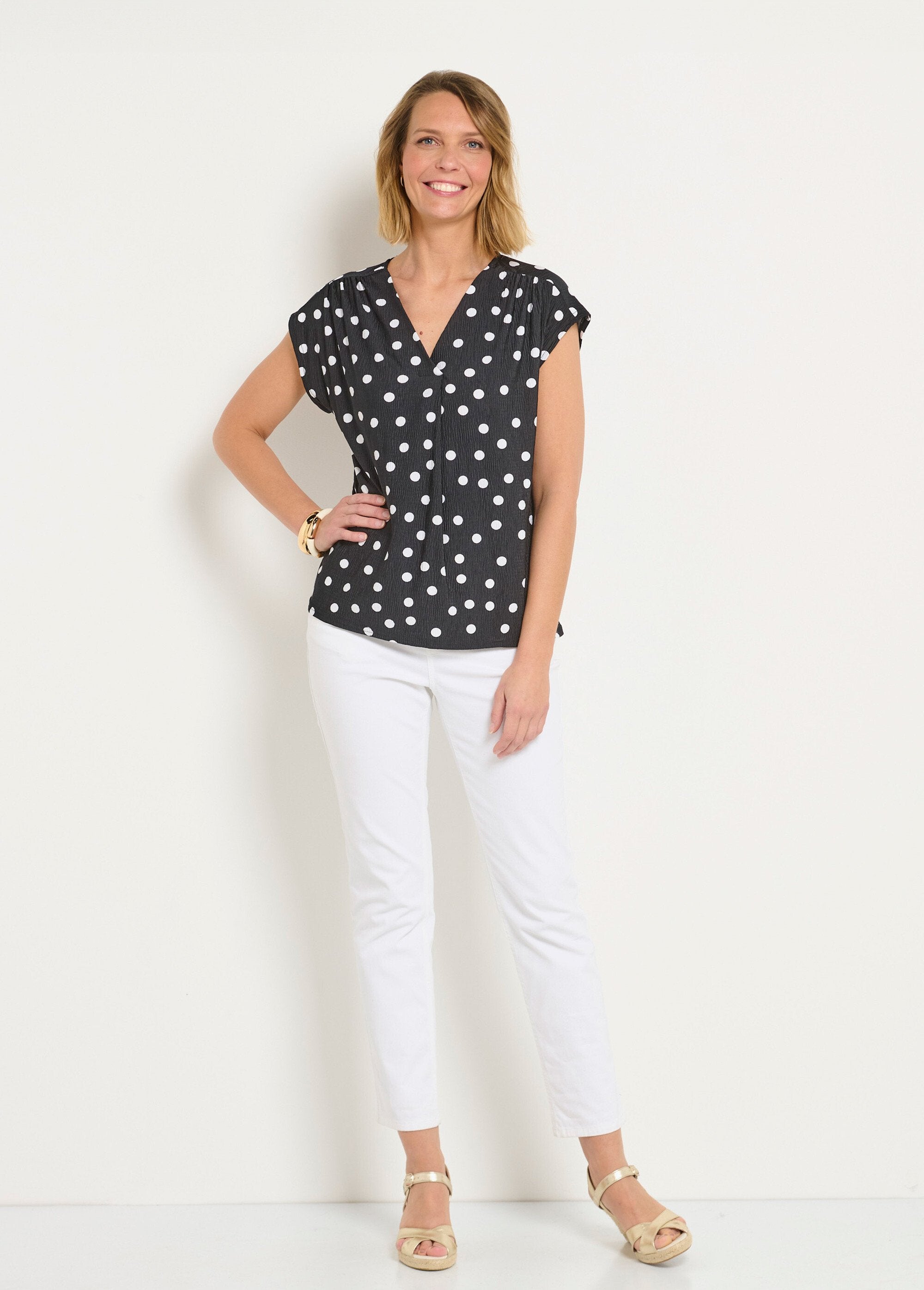 Túnica_con_estampado_de_lunares,_cuello_en_V,_mangas_kimono_Puntos_negros_SF1_slim