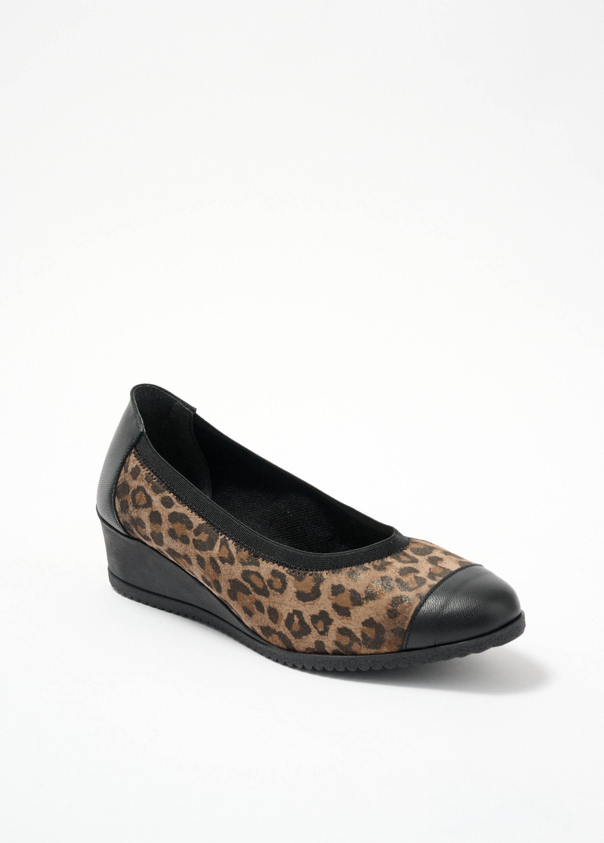 Bailarinas_grandes_de_cuero_Imprime_leopard_FA1_slim