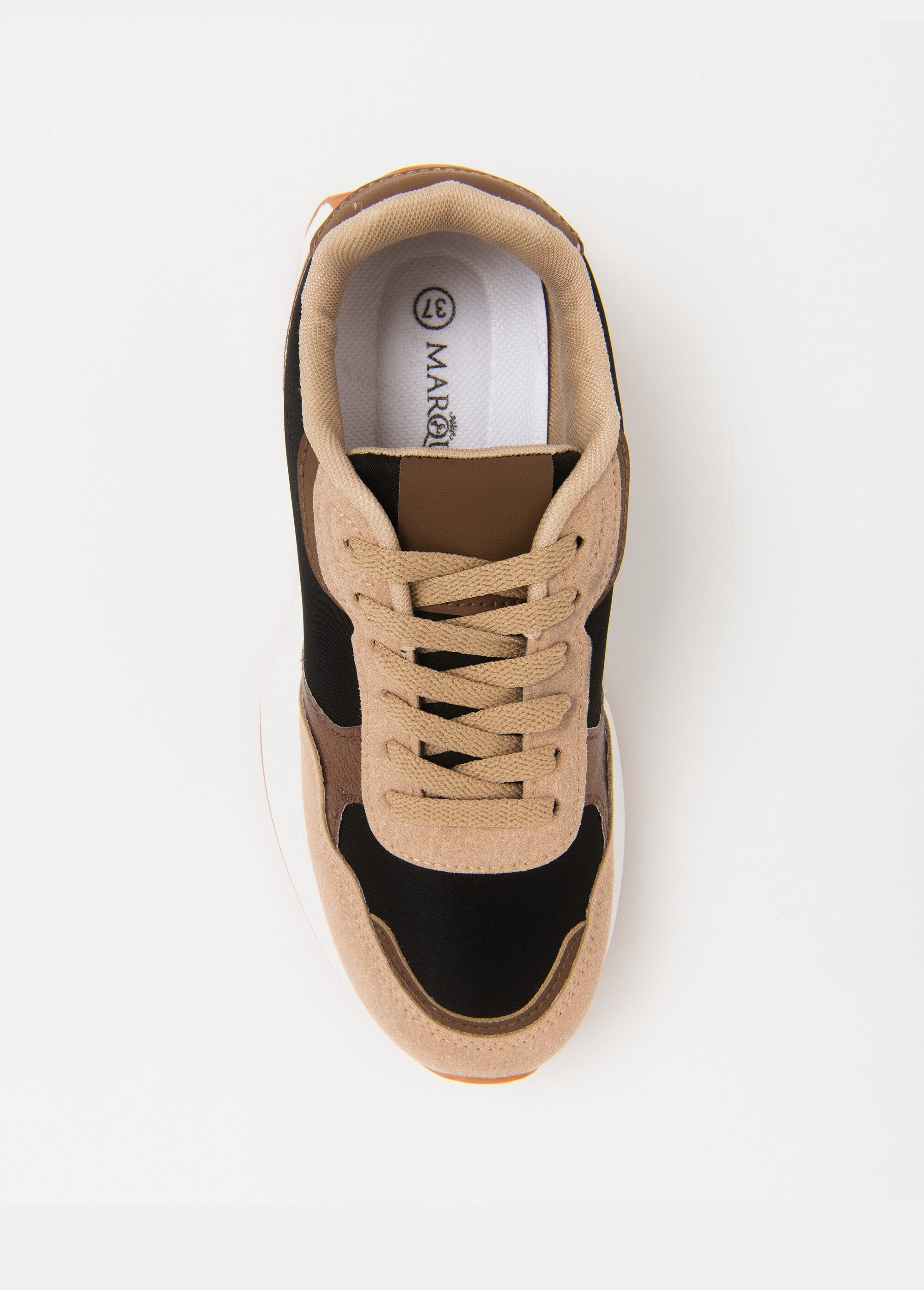 Zapatillas_de_suela_gruesa_con_detalles_iridiscentes_Beige_y_negro_OV1_slim