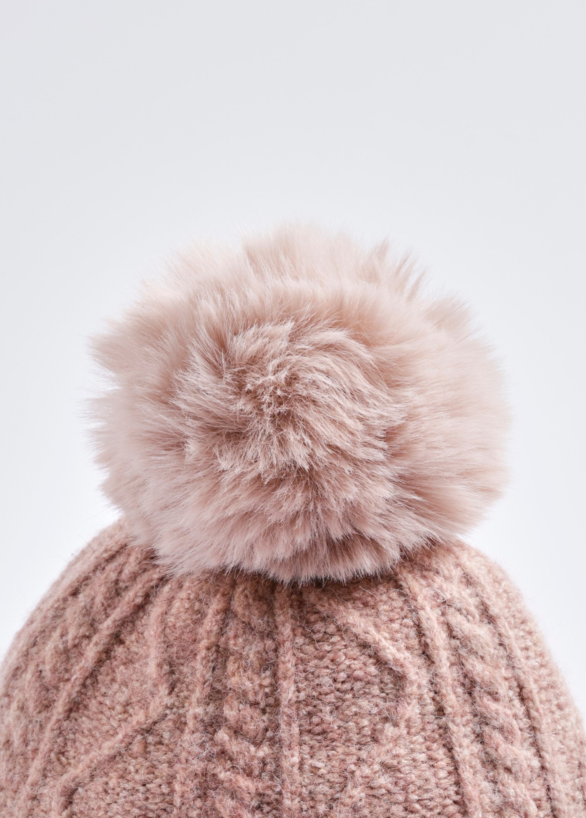 Gorro_de_lana_acanalada_con_pompón_Rosa_DE2_slim