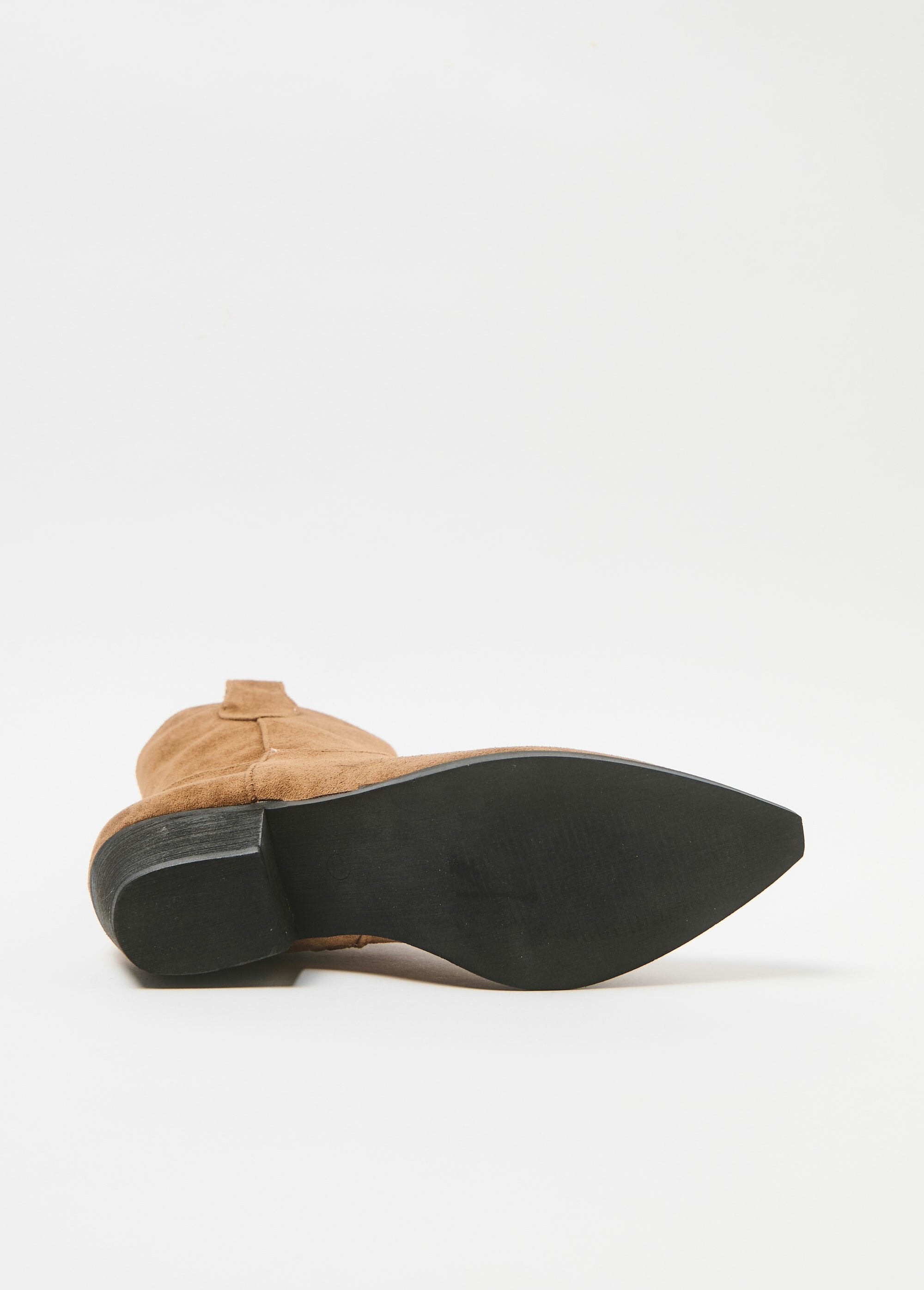 Botas_western_efecto_ante_camello_UN1_slim