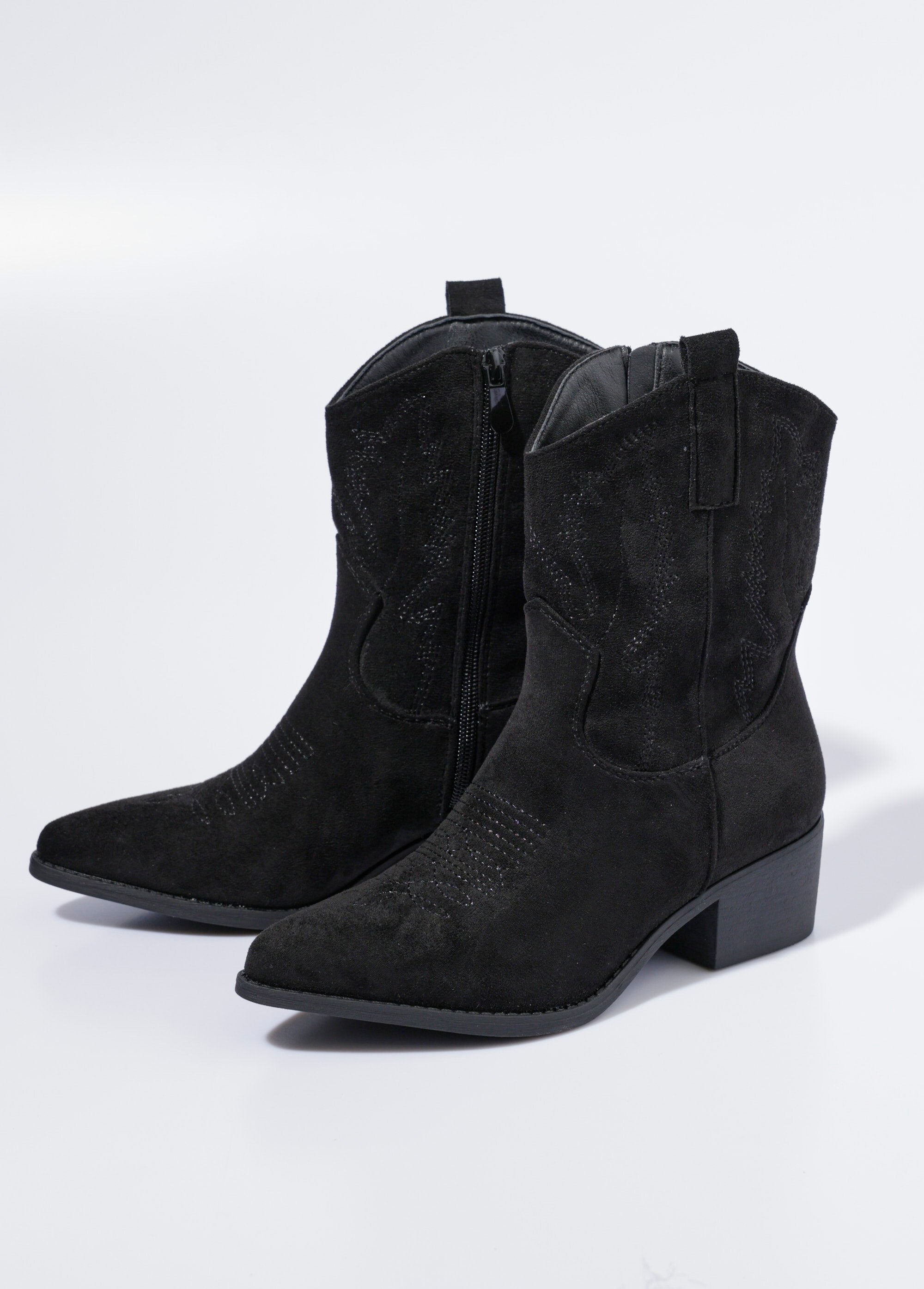 Botines_de_ante_con_tacón,_estilo_western_Negro_DE1_slim