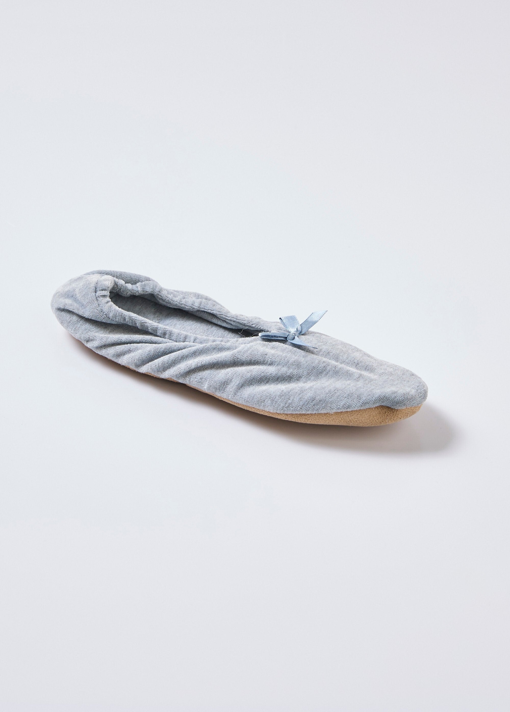 Zapatillas_de_bailarina_de_terciopelo_Gris_FA1_slim