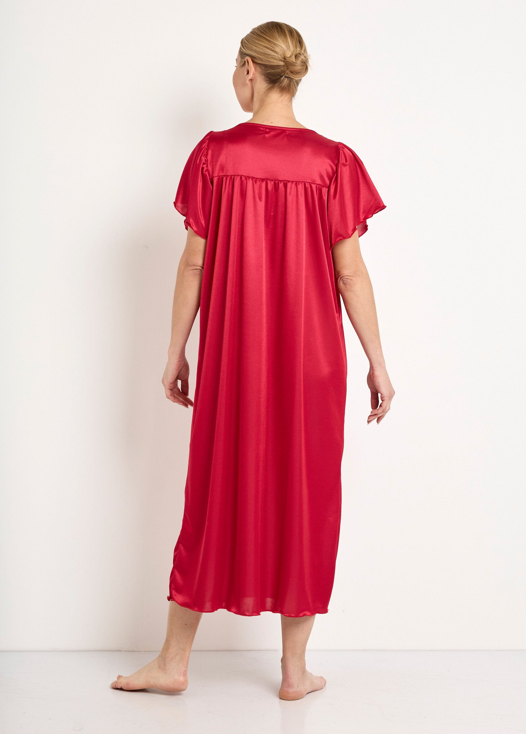 Camisón_largo_de_raso_de_encaje_antiestático_Rubí_DO1_slim