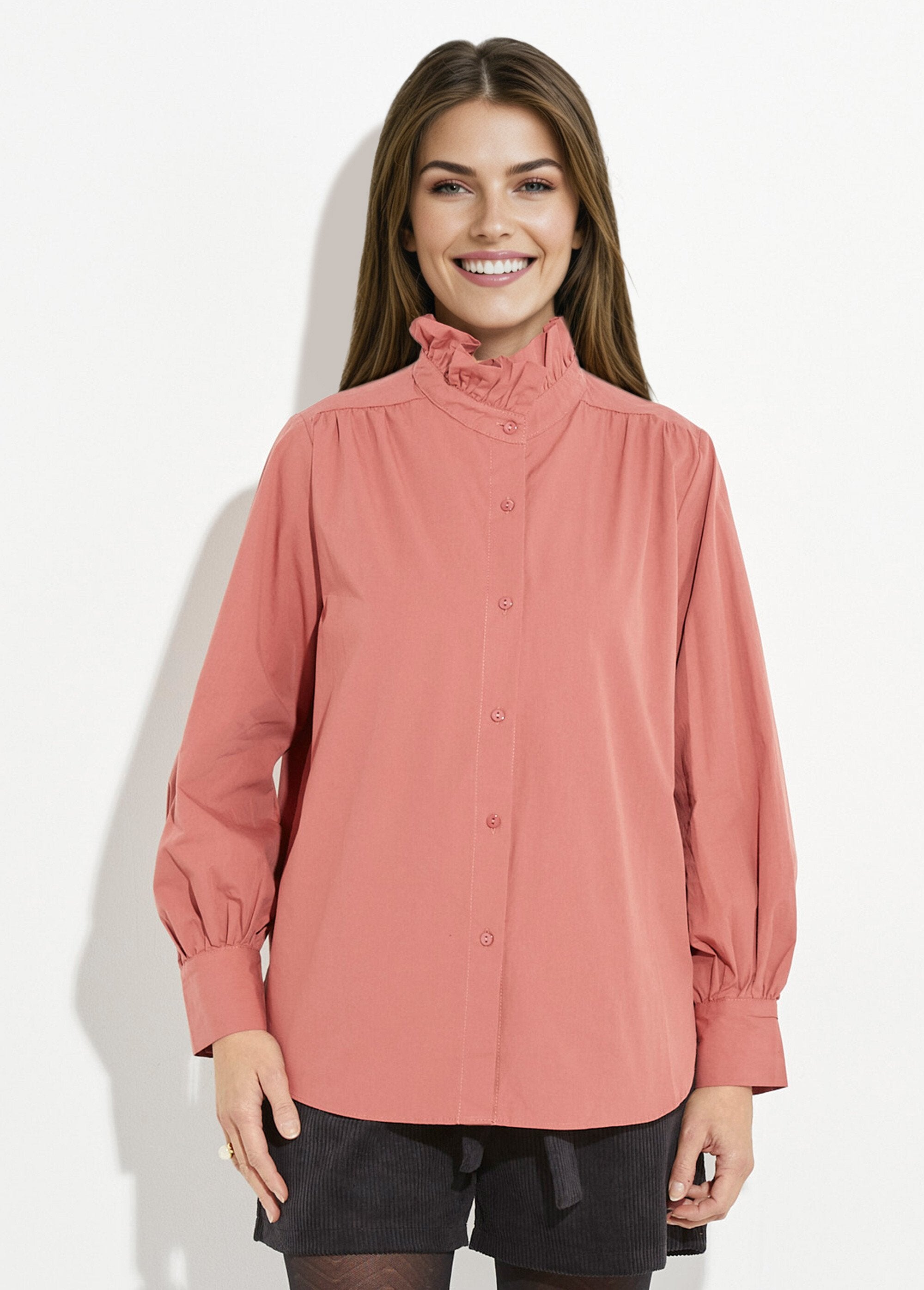 Blusa_con_cuello_alto_plisado_Terracota_FA1_slim