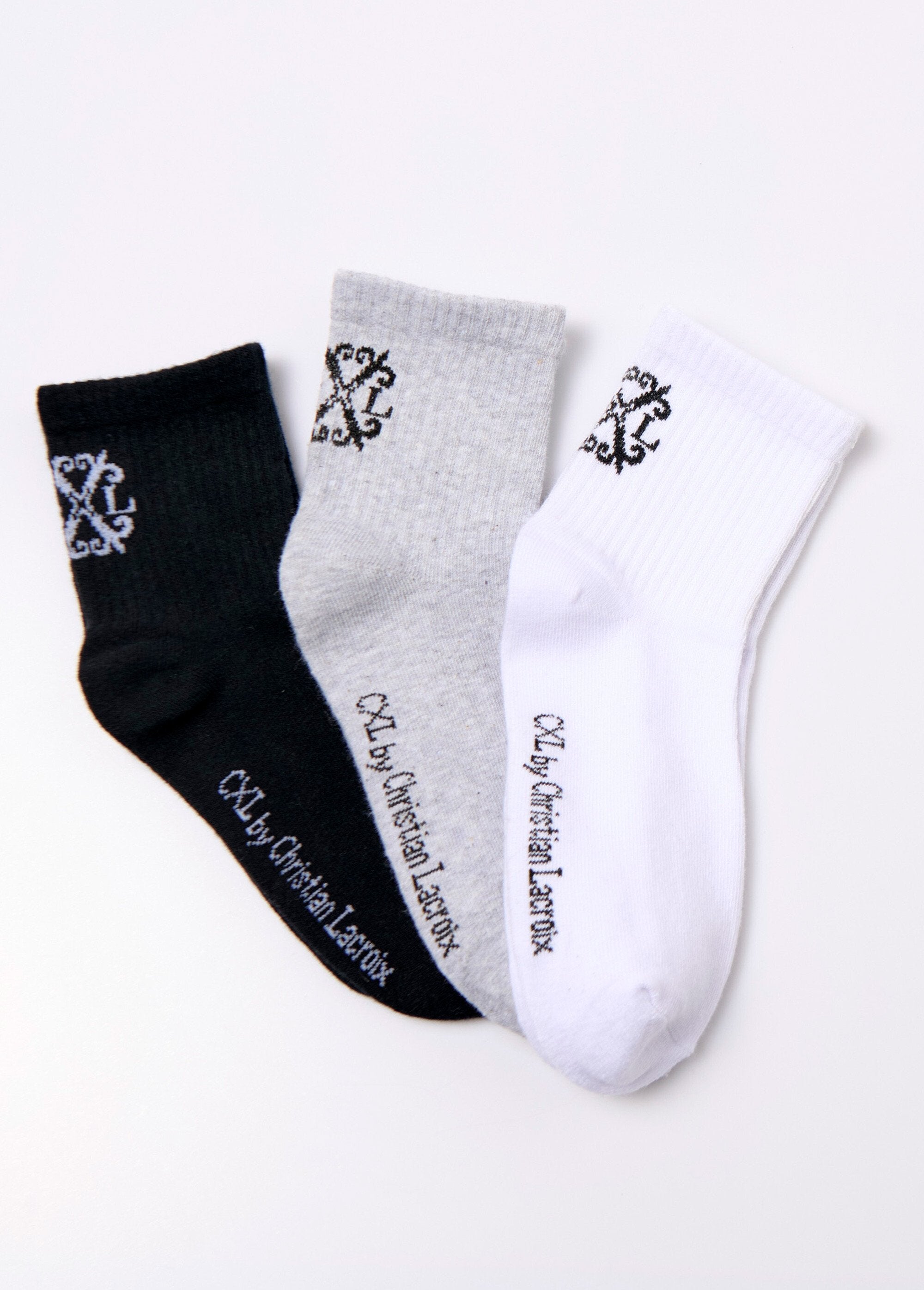 Pack_de_3_calcetines_deportivos_con_logo_negro_lote_3_FA1_slim