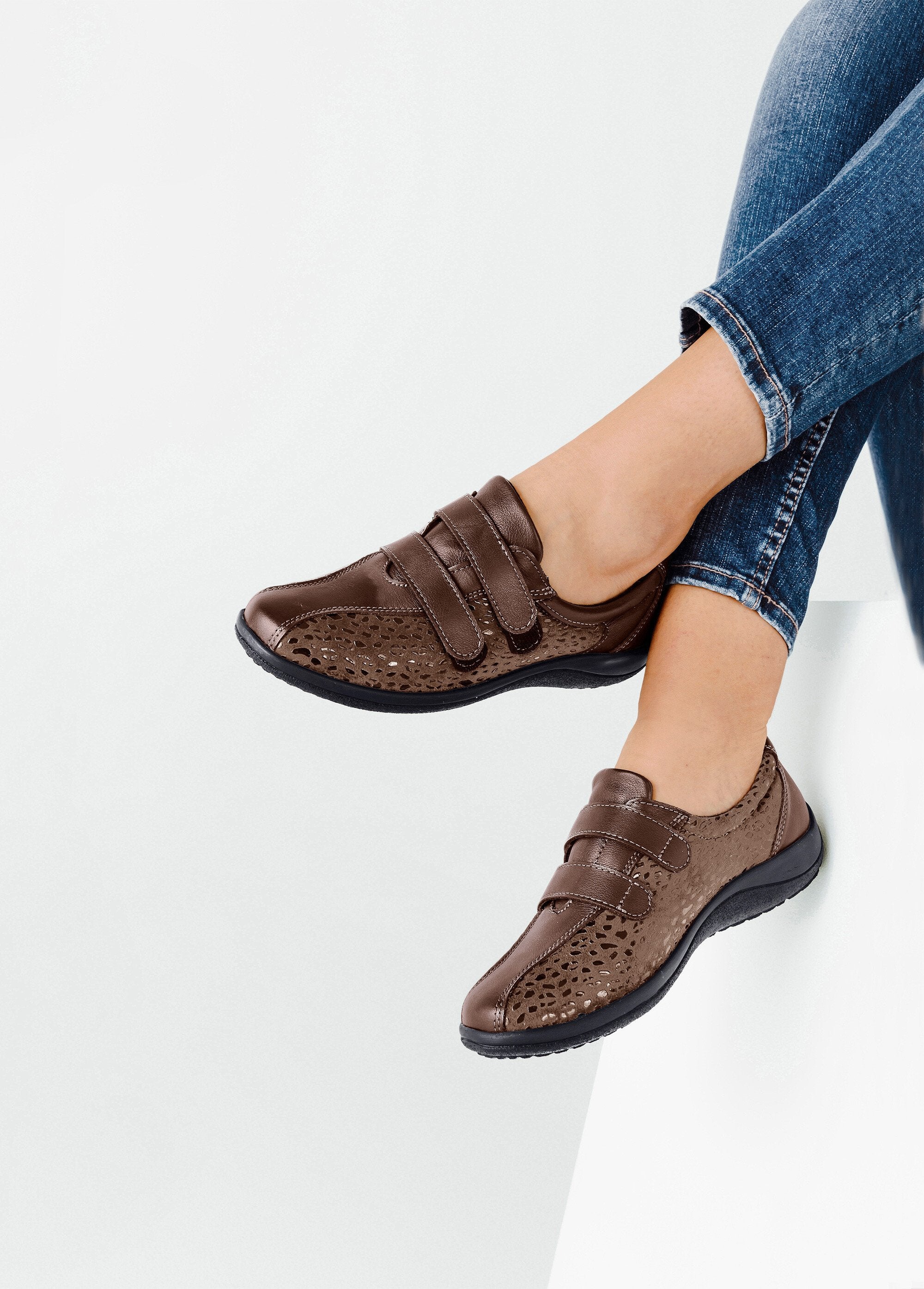 Derbies_anchos_de_piel_para_pies_sensibles_Lunar_SF1_slim