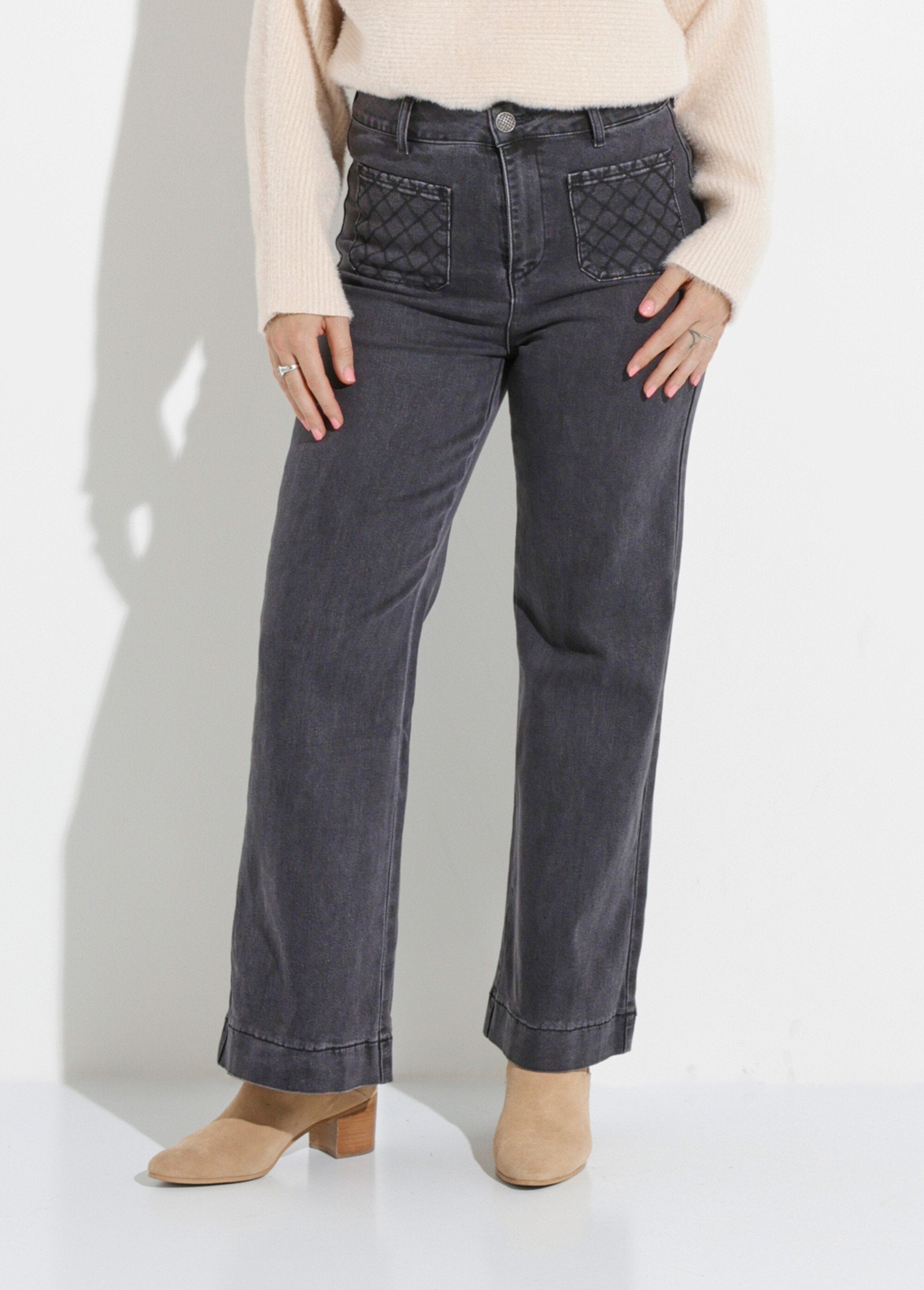 Vaqueros_acampanados_con_bolsillos,_especial_PETITE_Gris_antracita_FA1_slim