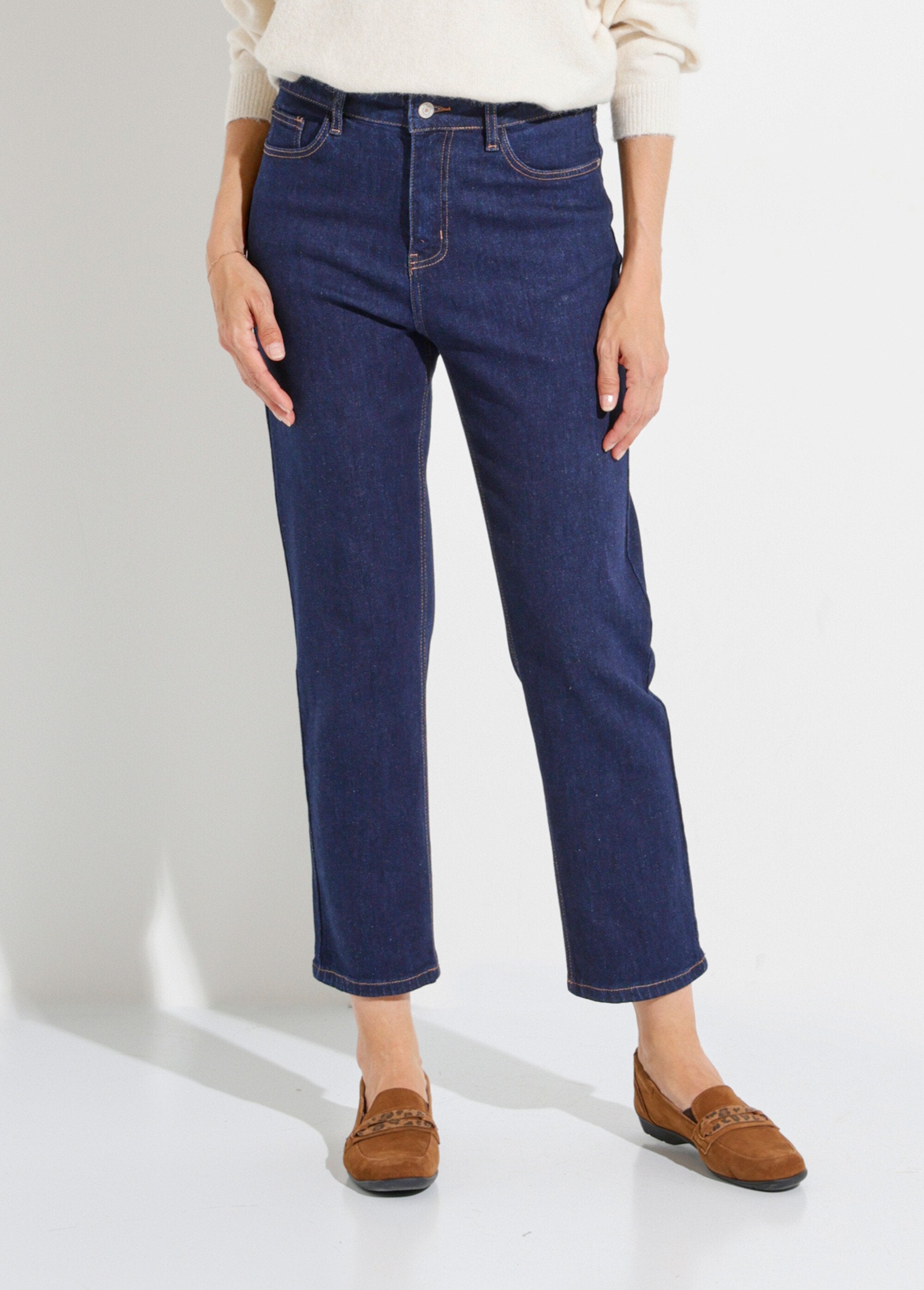 Jeans_mom_de_mezclilla,_especial_TALLA_GRANDE_azul_crudo_FA1_slim