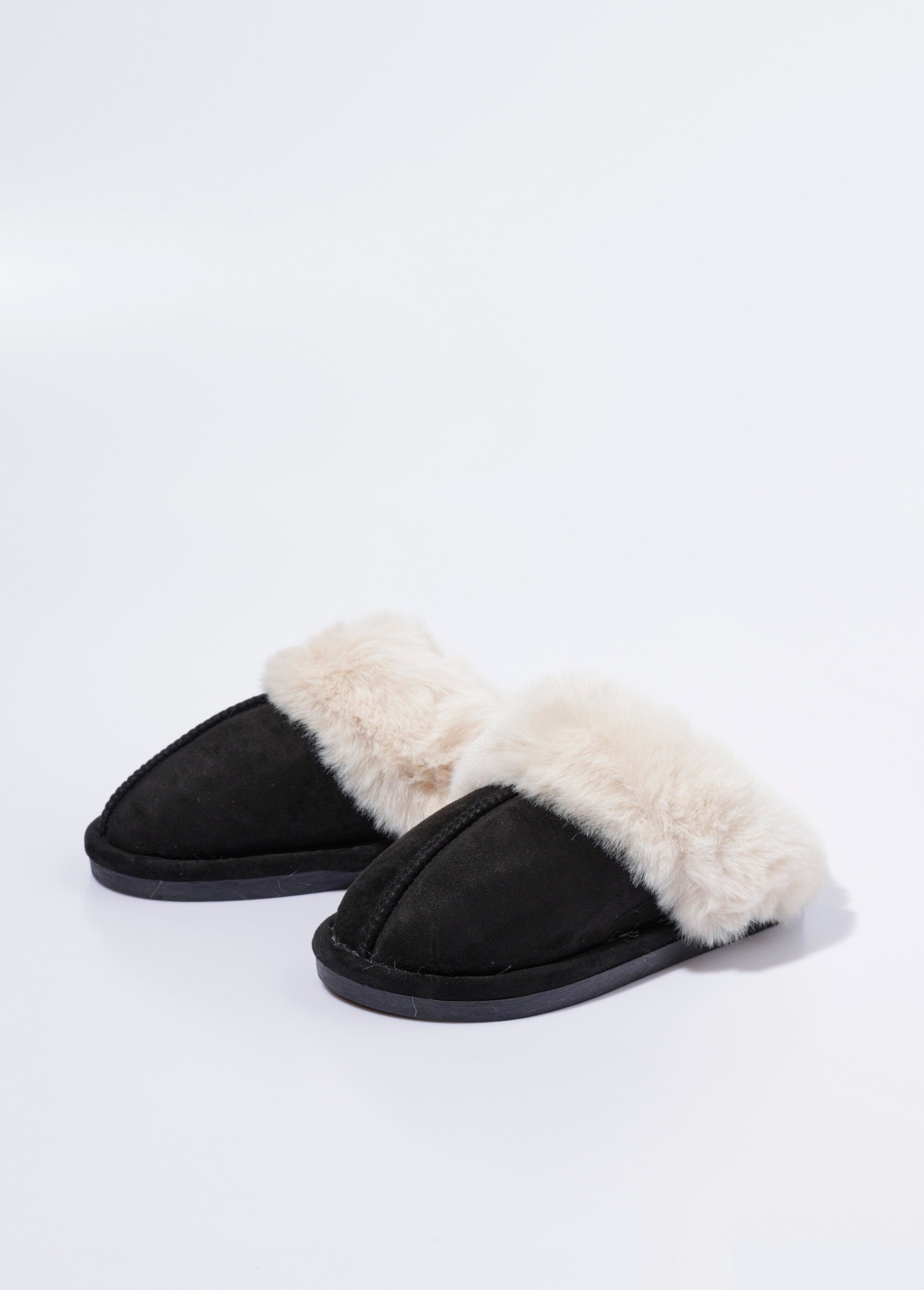 Zapatillas_tipo_mulas_Negro_DE1_slim
