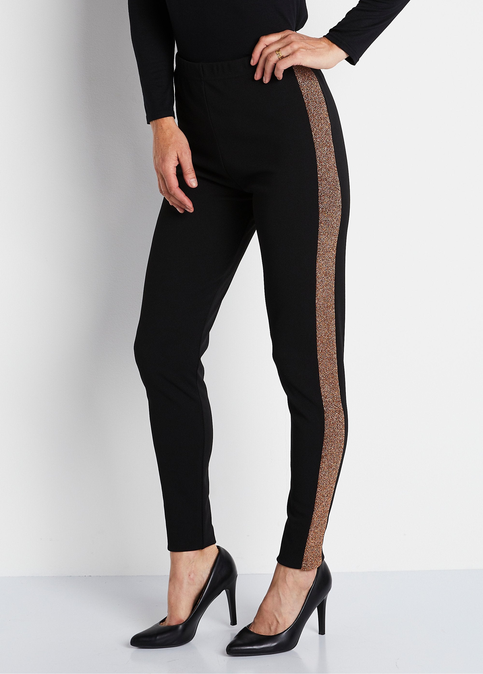 Leggings_con_cintura_elástica_y_laterales_brillantes._Negro_DR1_slim