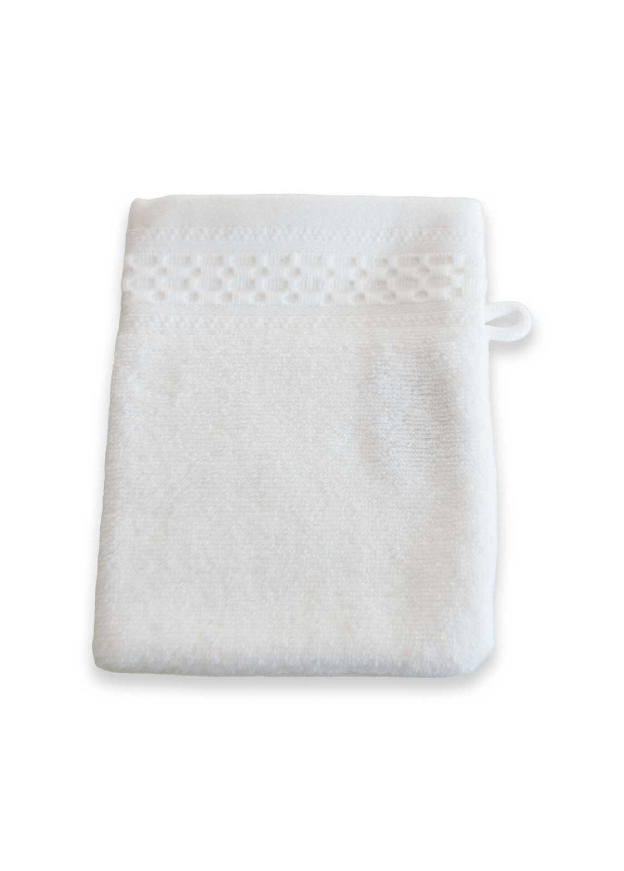 Línea_de_ropa_de_baño_de_algodón_puro_y_grueso_Blanco,_Blanca_DE2_slim