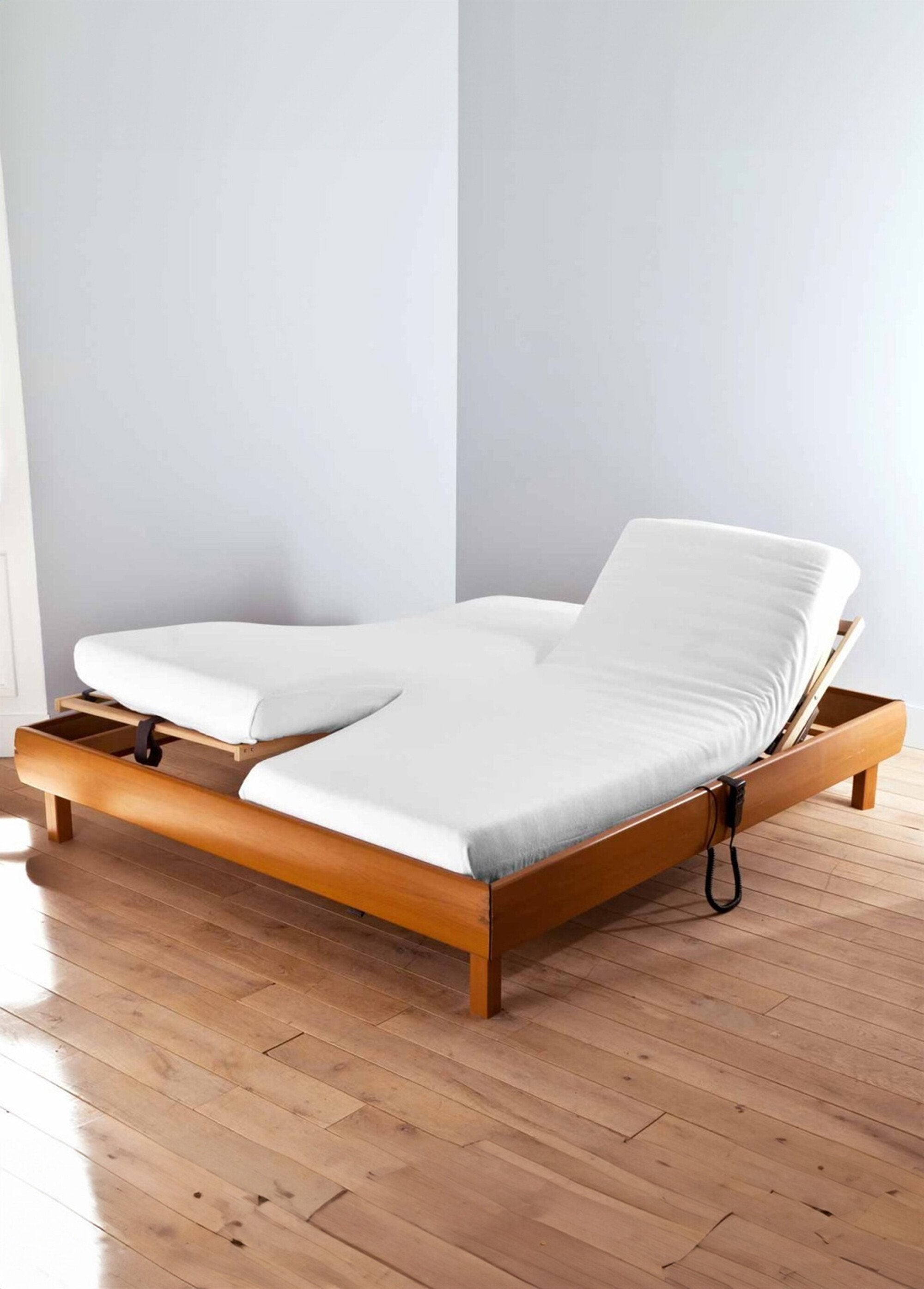 Sábana_bajera_articulada_para_cama_de_matrimonio_REPOS_Blanco,_Blanca_DE1_slim