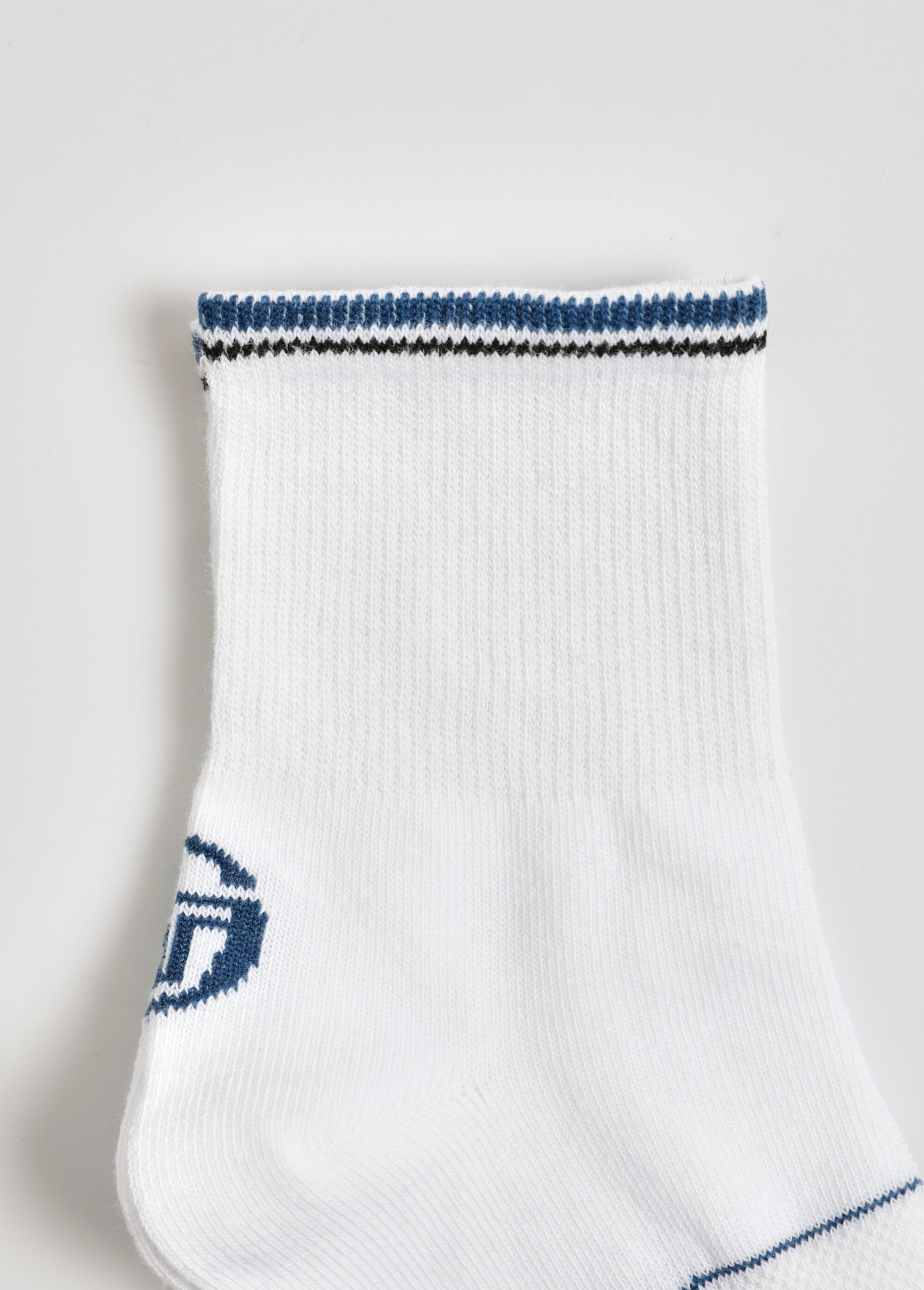 Paquete_de_3_calcetines_de_fantasía_surtidos_Surtido_blanco_DE2_slim