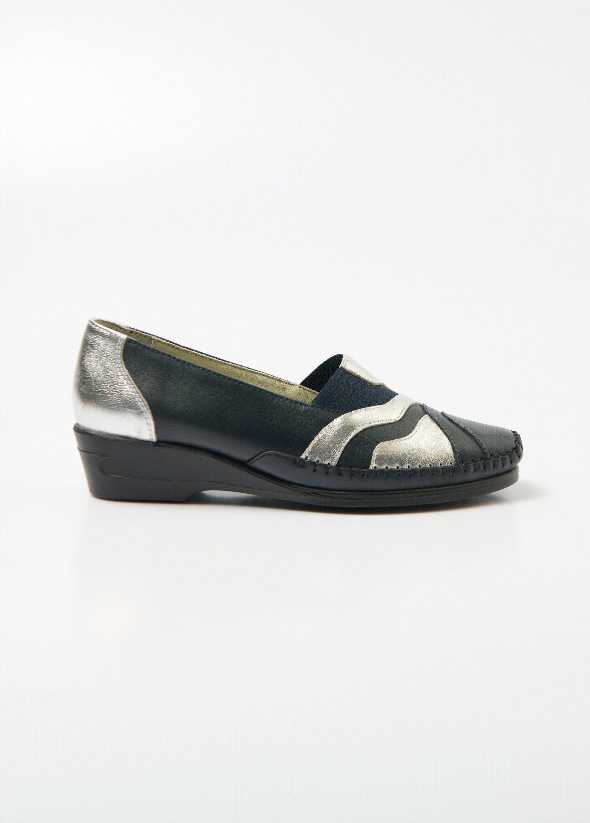 Mocasines_piel_con_elástico_ancho_confort_Marina_DR1_slim