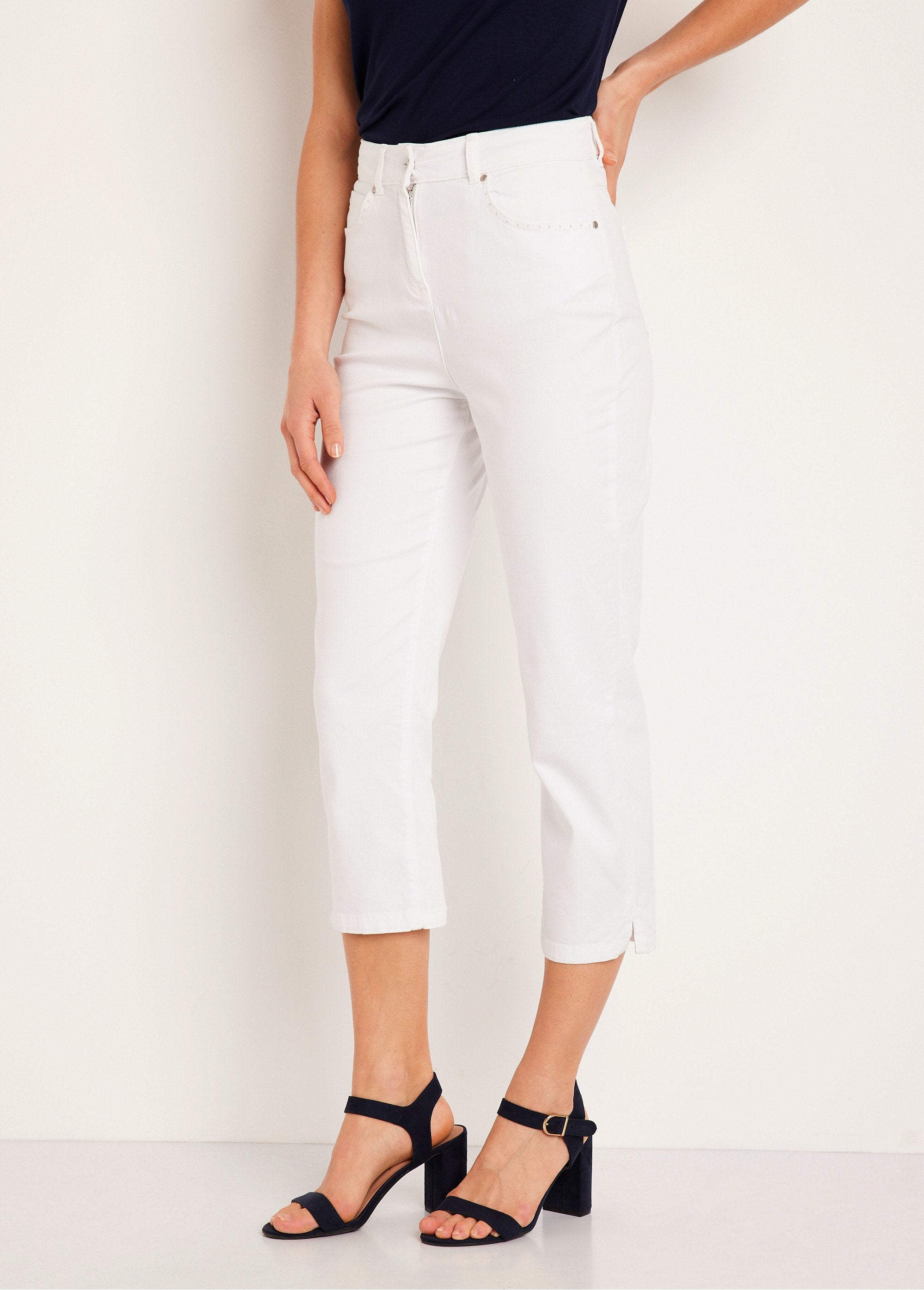 Pantalón_cropped_con_cinturón_elástico_y_5_bolsillos_Blanco,_Blanca_FA1_slim