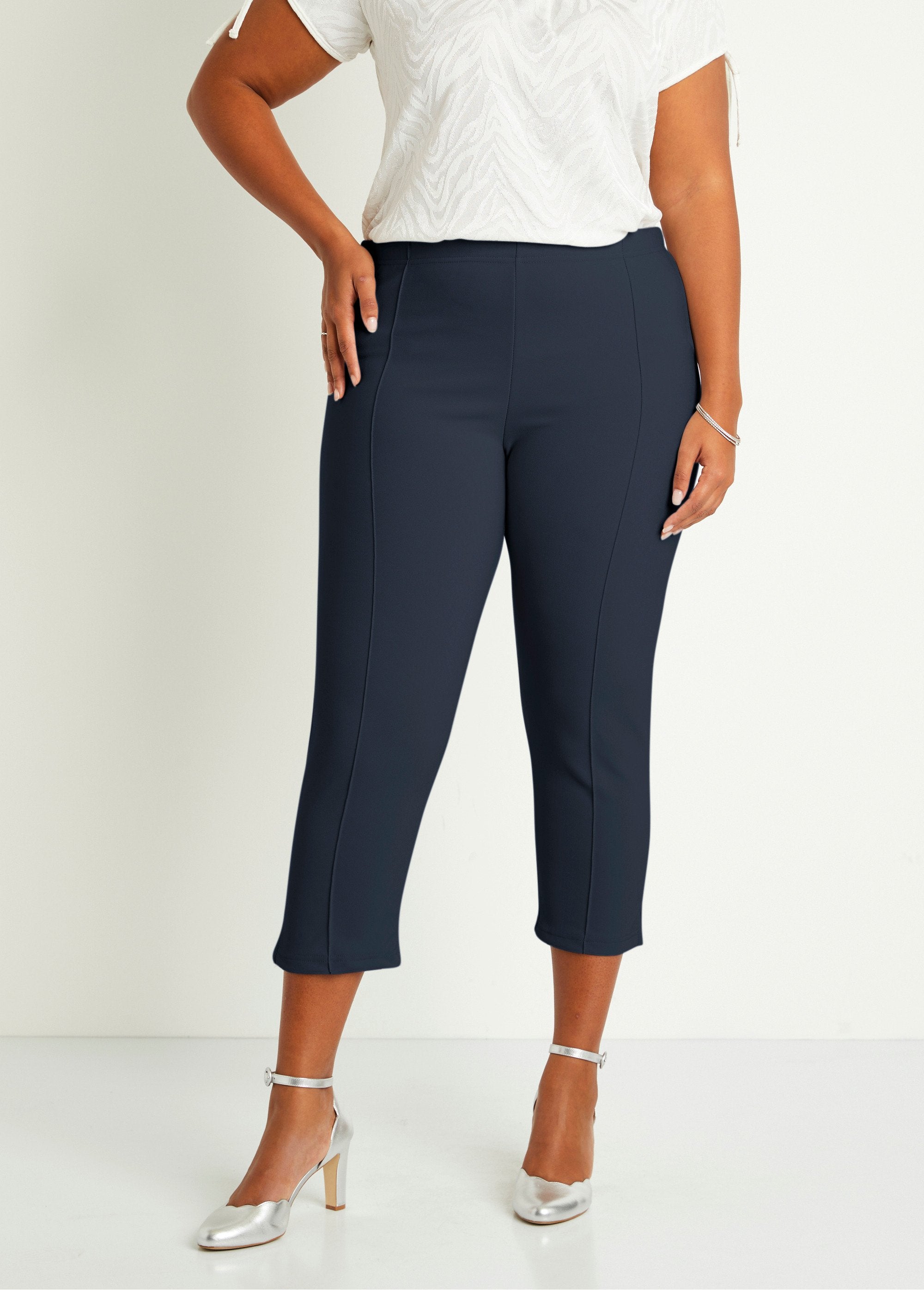 Pantalones_cropped_con_cintura_elástica_de_canalé_Marina_FA1_curvy