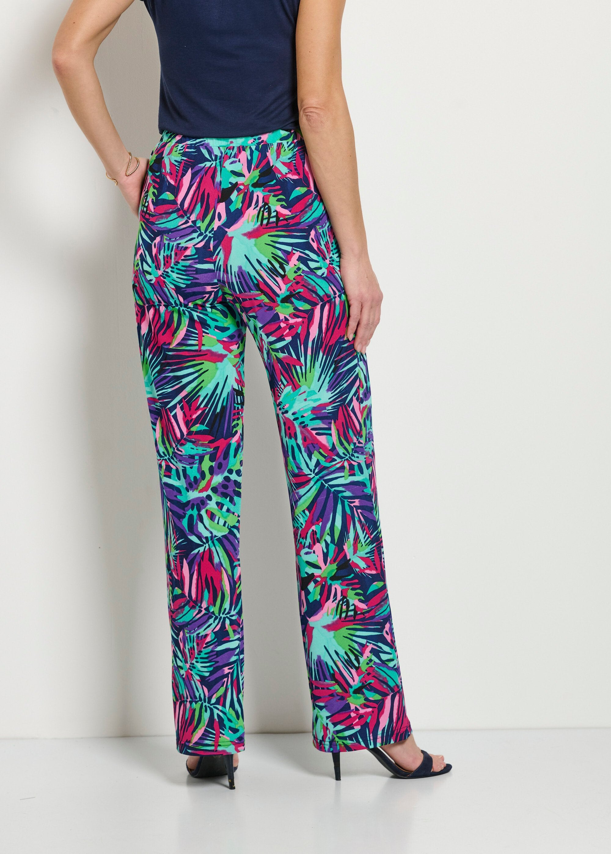 Pantalón_holgado_estampado_con_cintura_elástica_Multicolor_DO1_slim