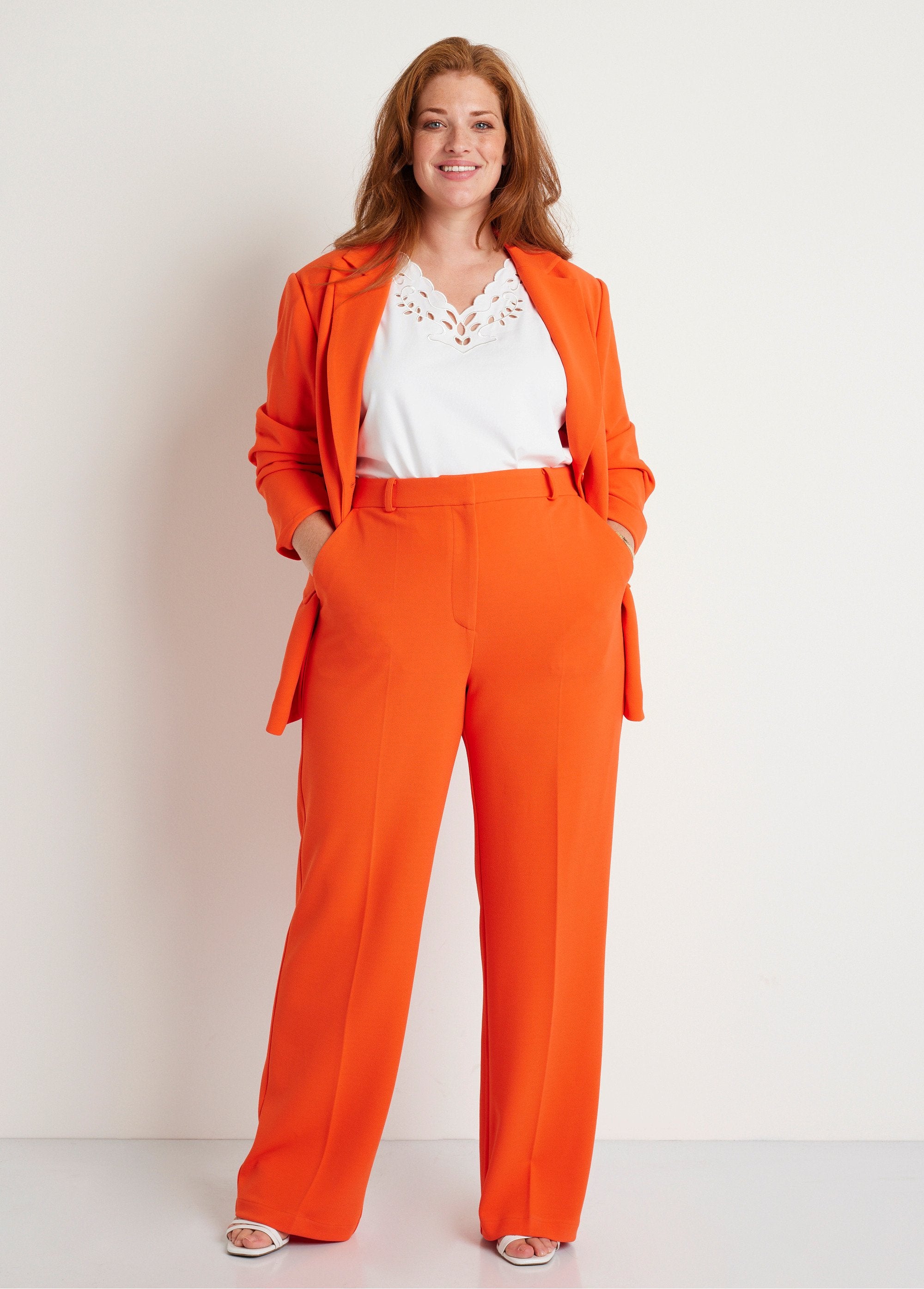 Pantalón_ancho_fluido_naranja_SF1_curvy