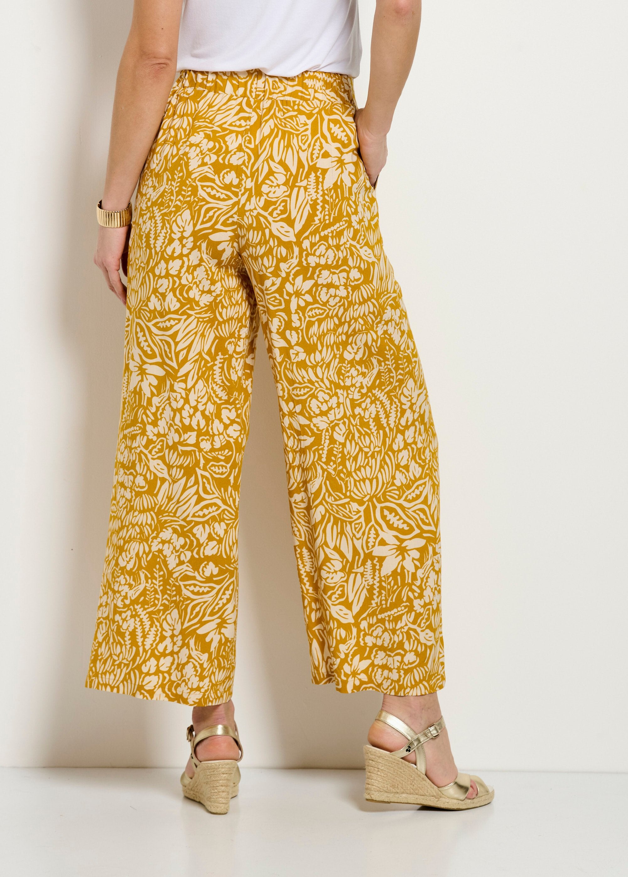 Pantalón_ancho_con_cintura_elástica_floral_o_liso_Amarillo_y_crudo_DO1_slim