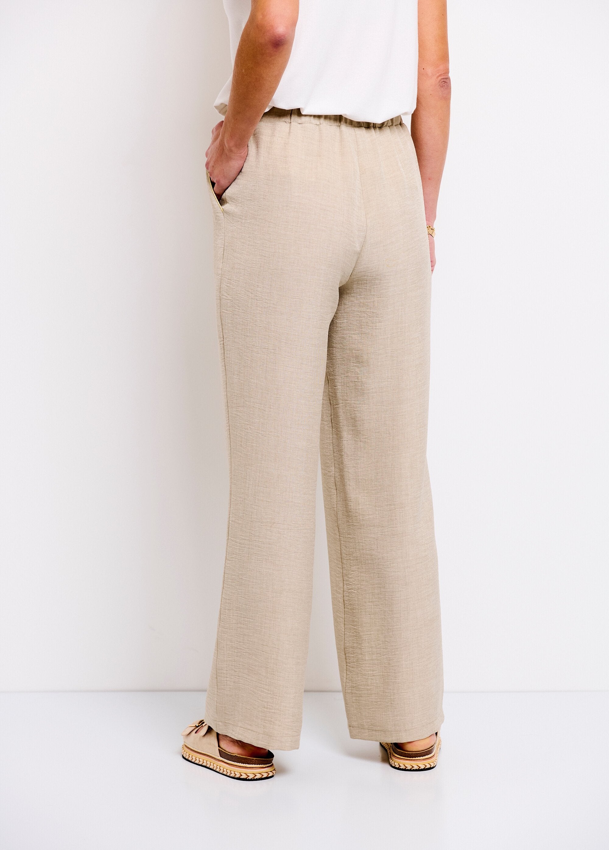 Pantalón_ancho_efecto_lino_con_cintura_semielástica_Beige_DO1_slim