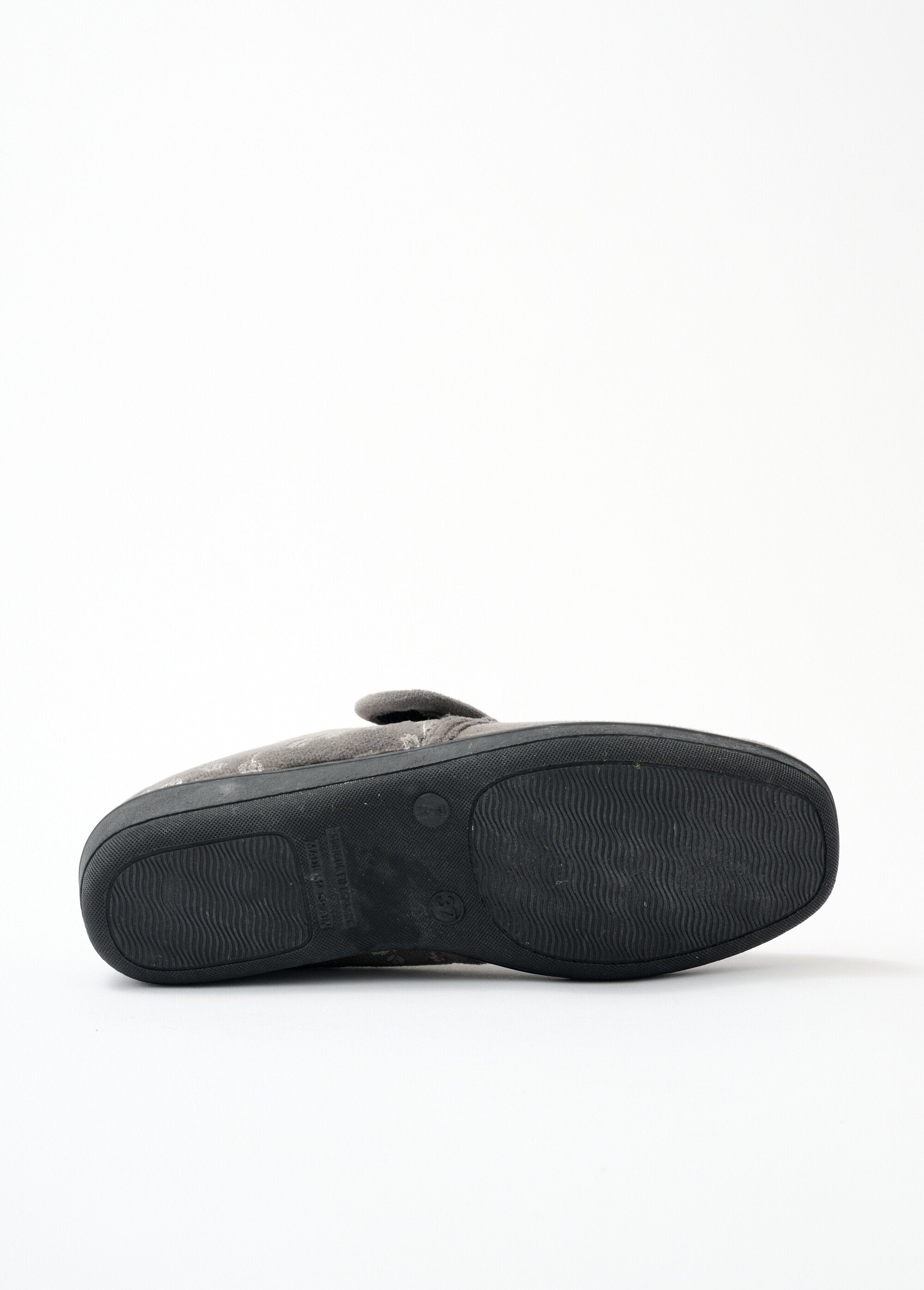 Pantuflas_derby_anchas_confort_aterciopeladas_Gris_UN1_slim