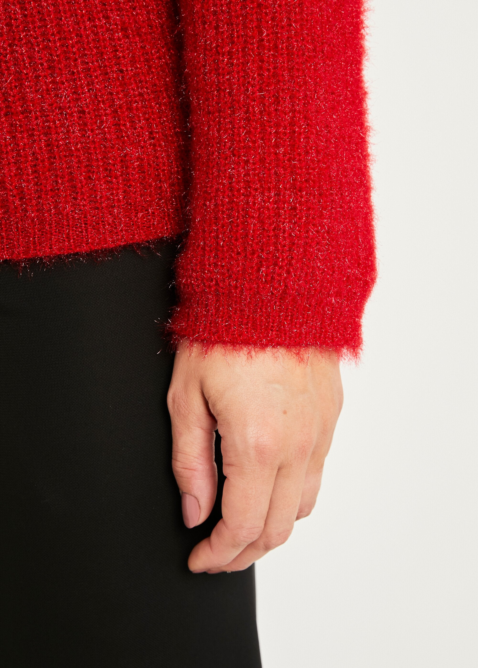 Suave_jersey_de_peluche_con_cuello_redondo_calado_de_cuentas_Rojo_DE3_slim